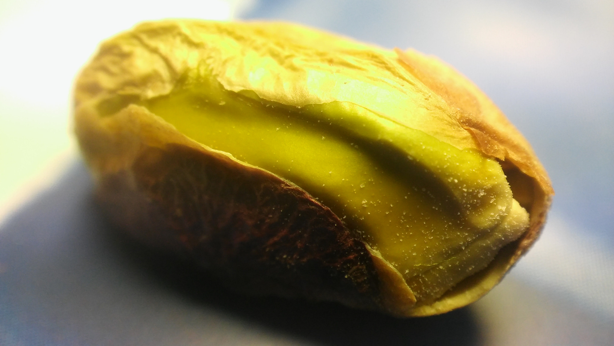 LG SPIRIT 4G LTE sample photo. Pistachio photography