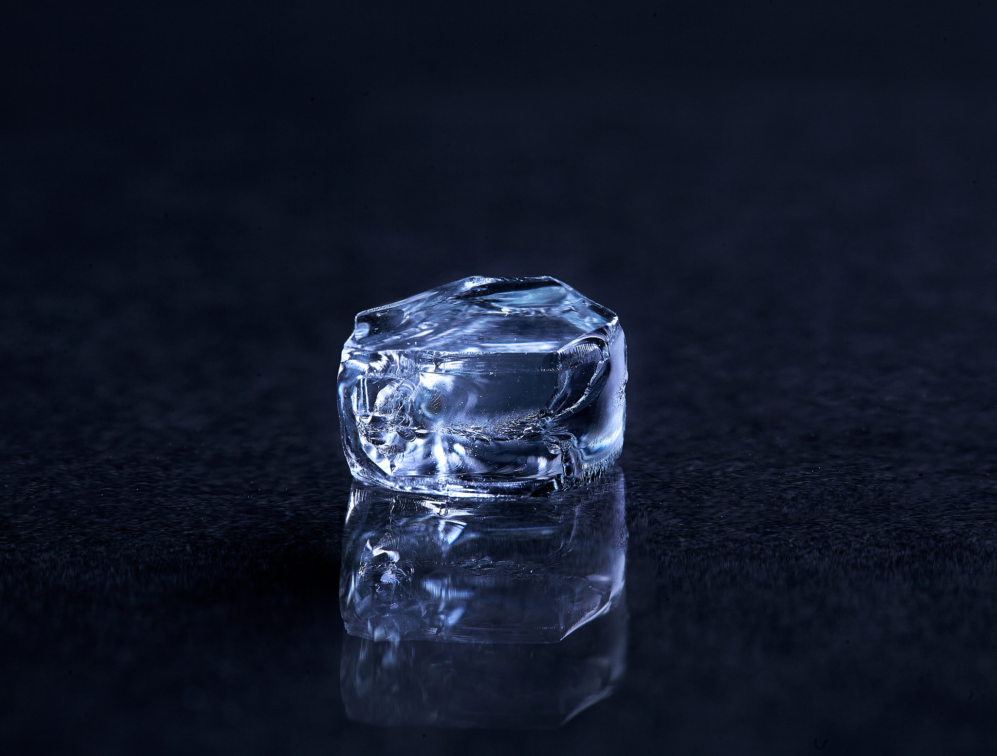 Canon EF 100mm F2.8 Macro USM sample photo. Лед photography