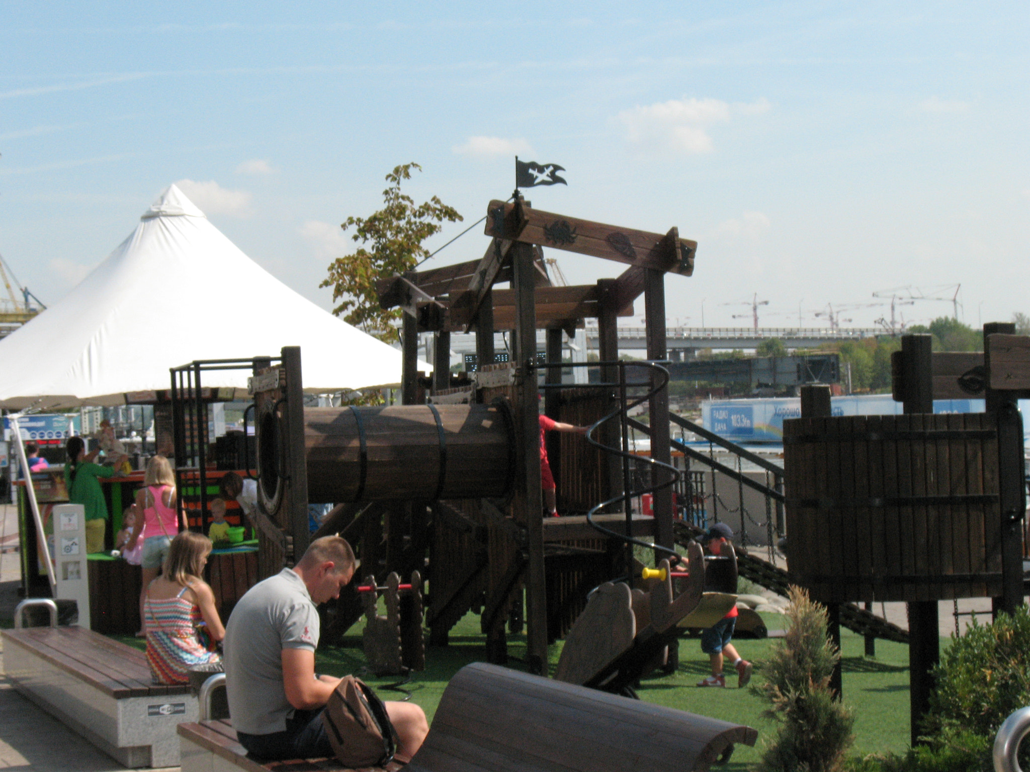 Canon POWERSHOT A630 sample photo. Children's corner on the waterfront of the don. photography