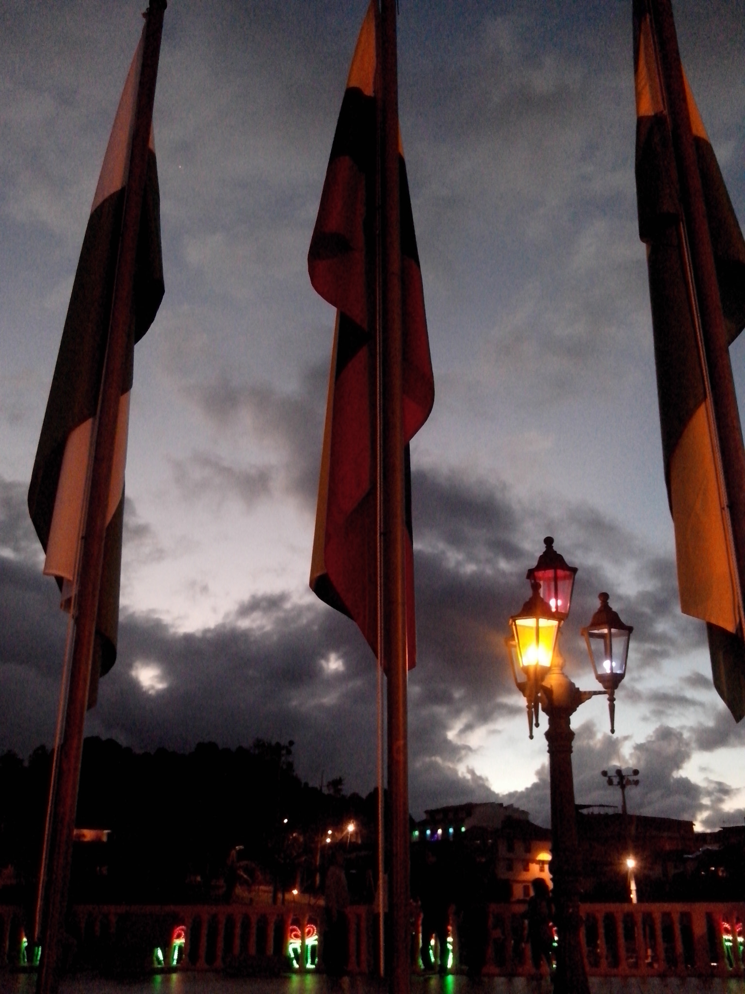 Motorola RAZR D3 sample photo. More beautiful decoration in guatapé photography