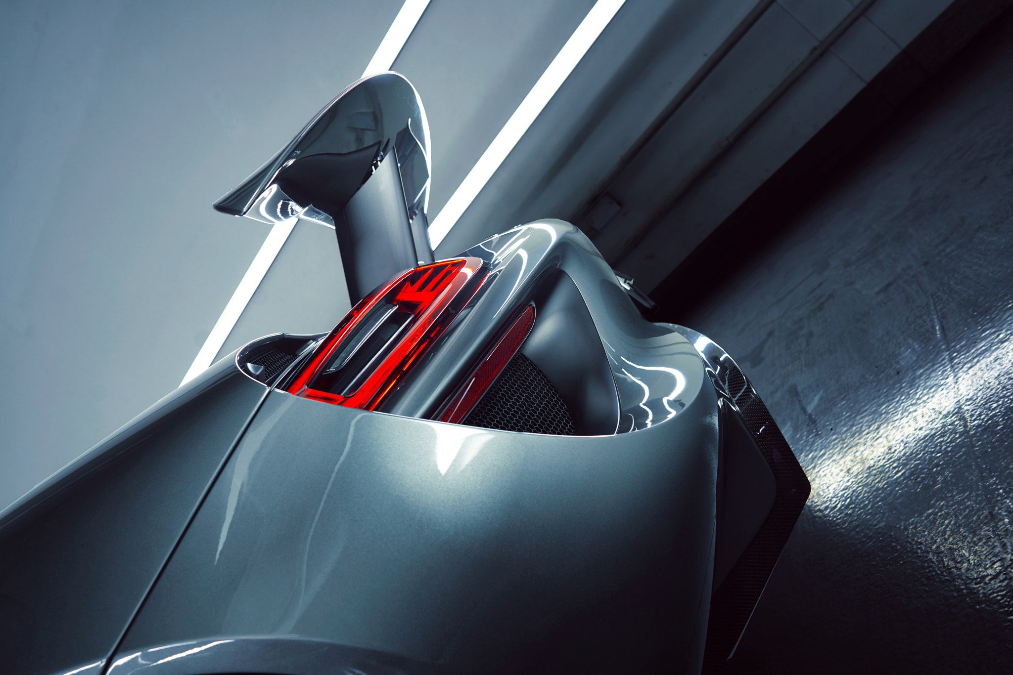 Sony a7R II + Sony FE 28mm F2 sample photo. Porsche 918 spyder photo 1 photography