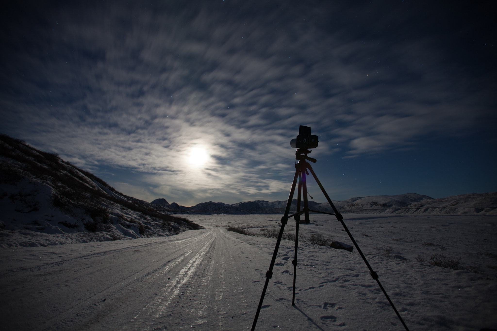 Canon EOS 5D Mark II + Canon EF 17-35mm f/2.8L sample photo. The moonlit valley of kangerlussuaq photography