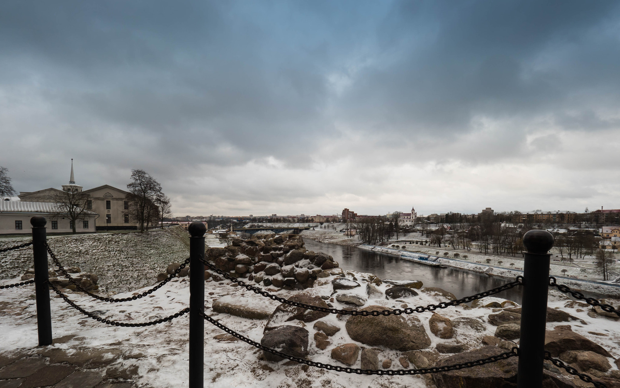 Panasonic Lumix DMC-GH4 + Olympus M.Zuiko Digital ED 7-14mm F2.8 PRO sample photo. View of grodno from old castle photography