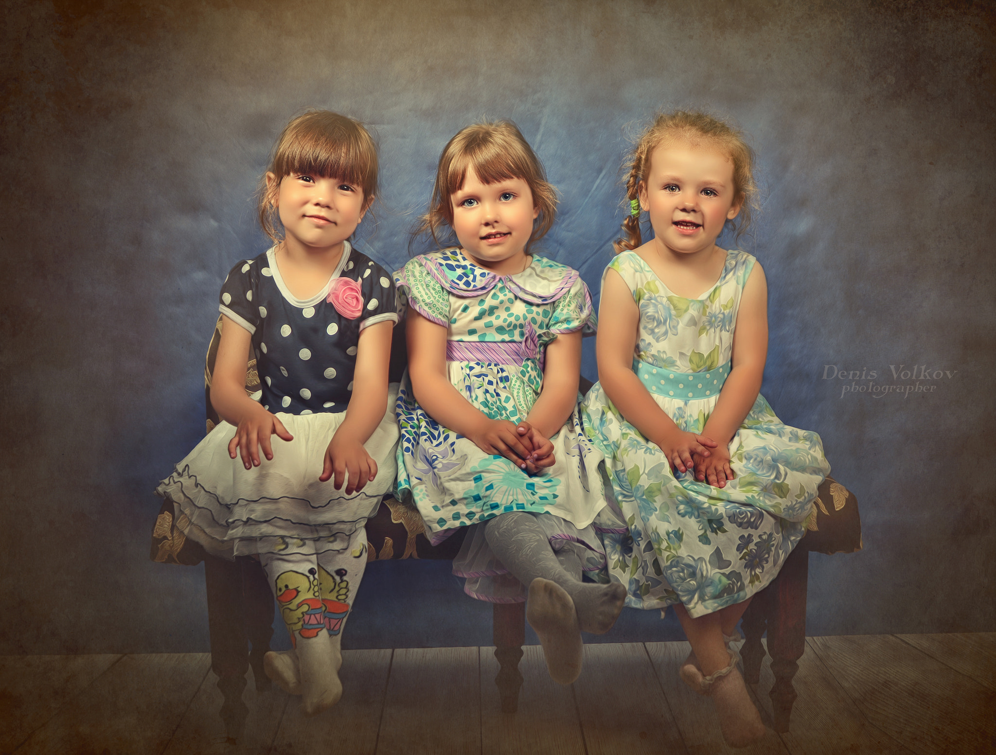 Nikon D7100 + Sigma 24-105mm F4 DG OS HSM Art sample photo. Sisters photography