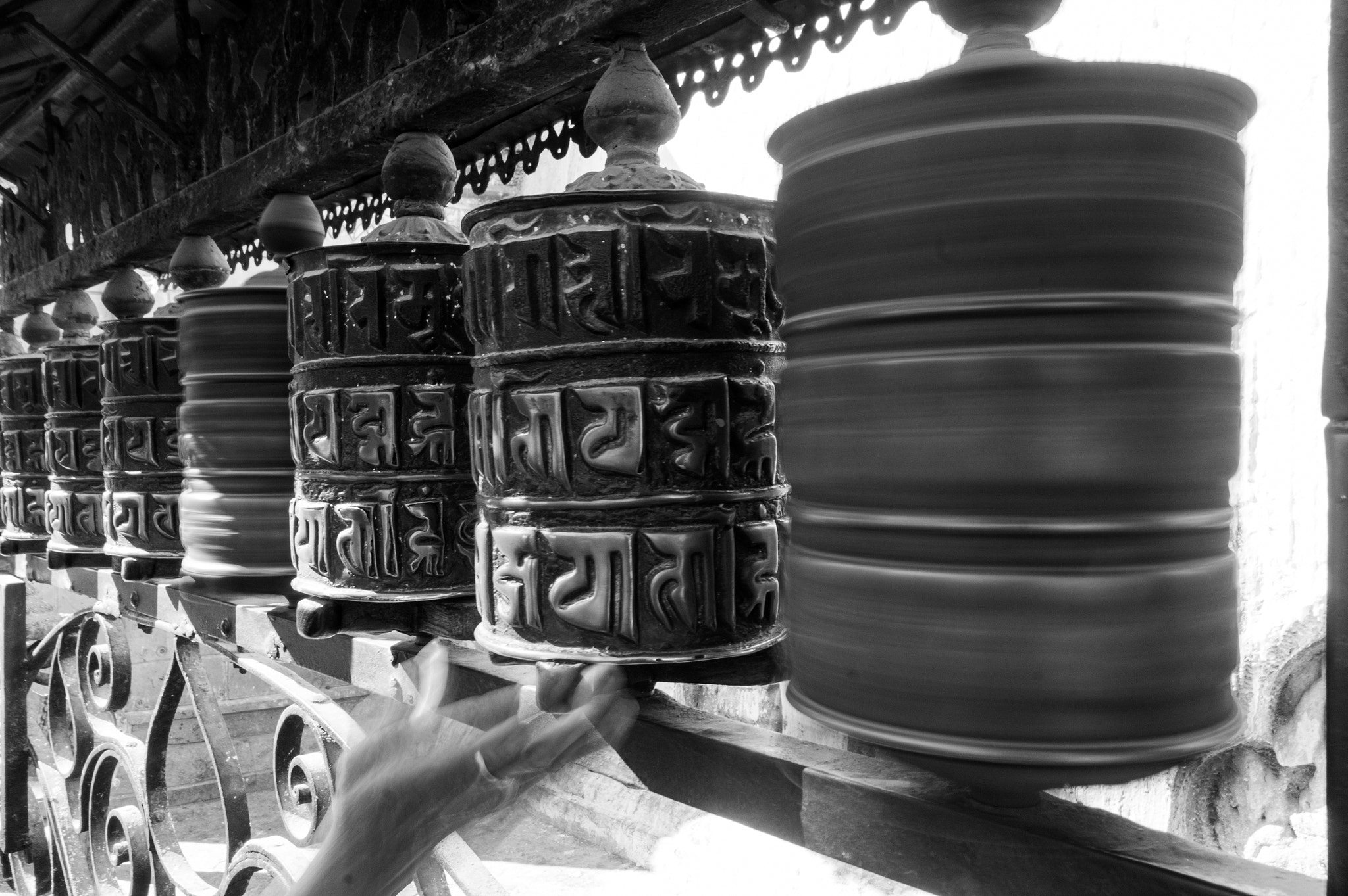 Sigma AF 10-20mm F4-5.6 EX DC sample photo. Spinning photography
