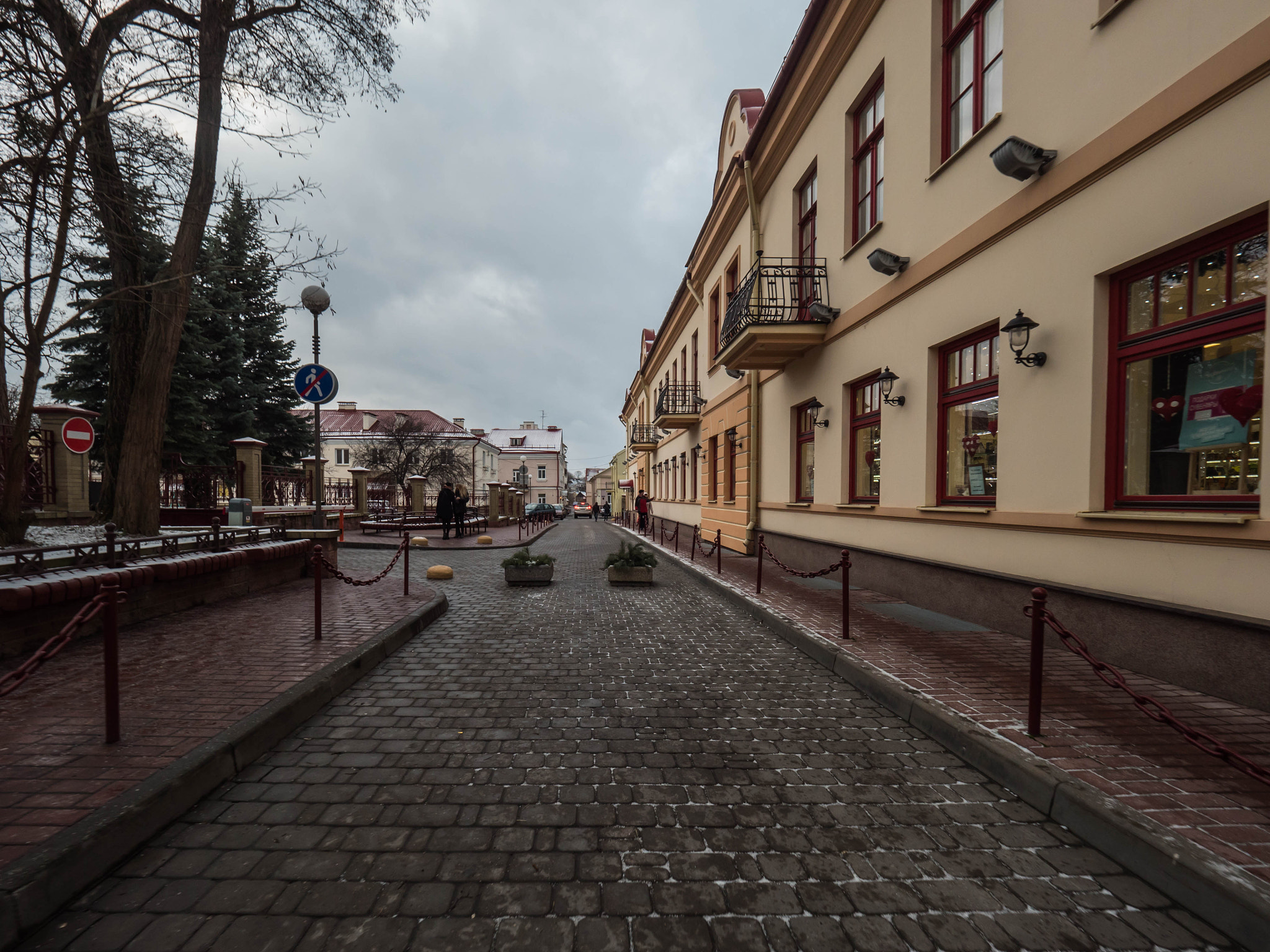 Panasonic Lumix DMC-GH4 + Olympus M.Zuiko Digital ED 7-14mm F2.8 PRO sample photo. Small street in grodno photography