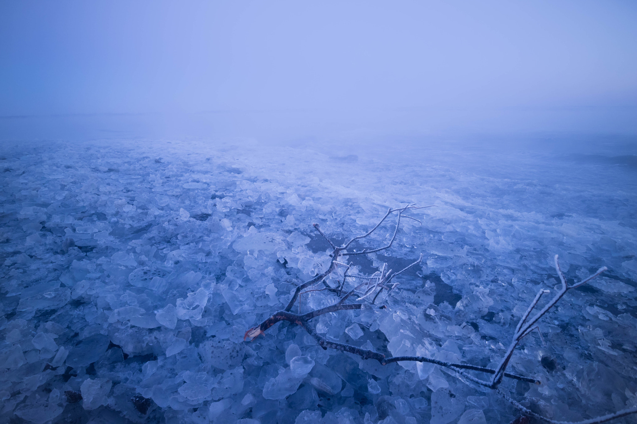 Canon EF-M 11-22mm F4-5.6 IS STM sample photo. Freezing morning photography