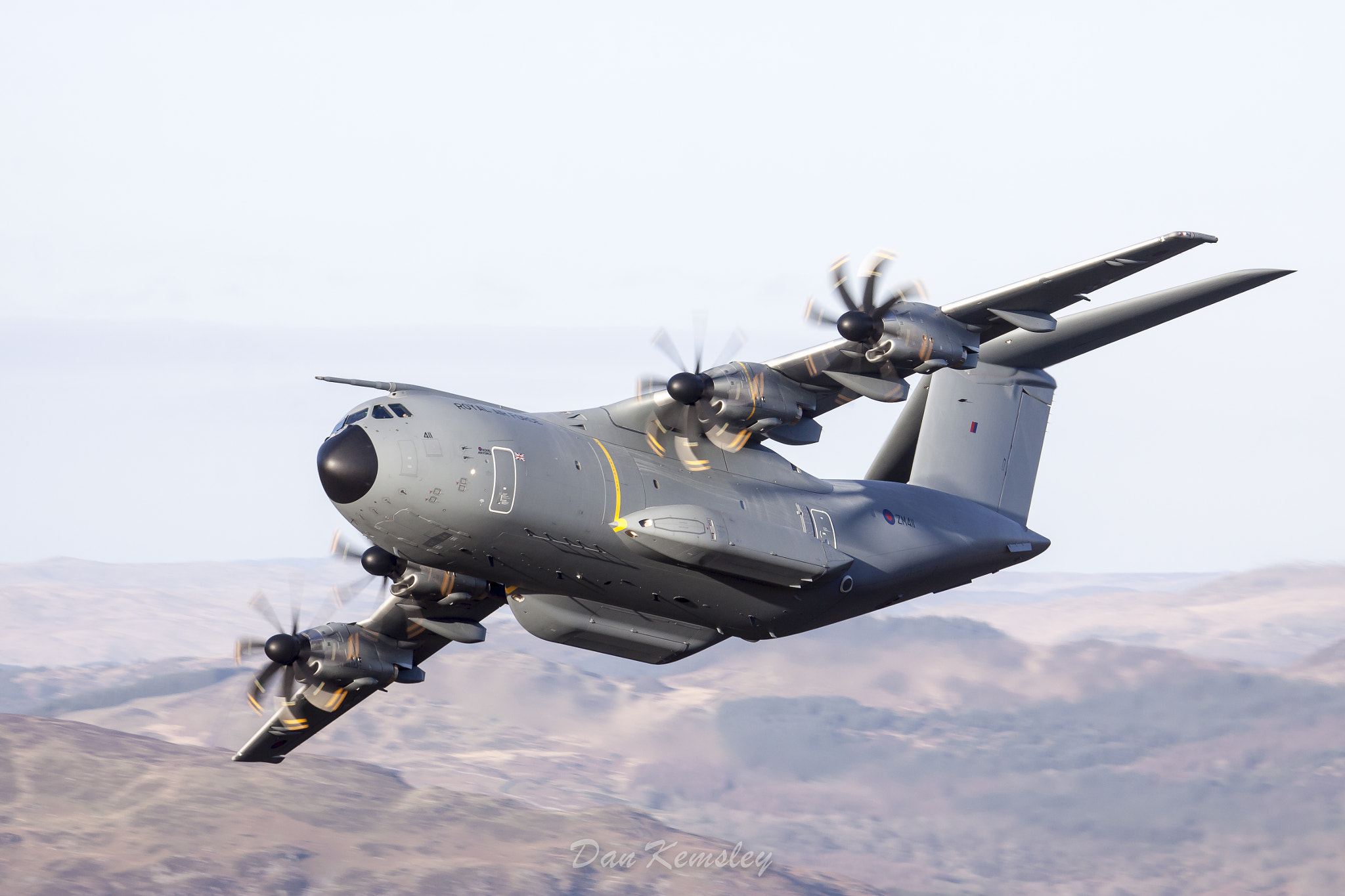 Canon EOS 50D + Canon EF 100-400mm F4.5-5.6L IS USM sample photo. Royal air force a400m "atlas" photography