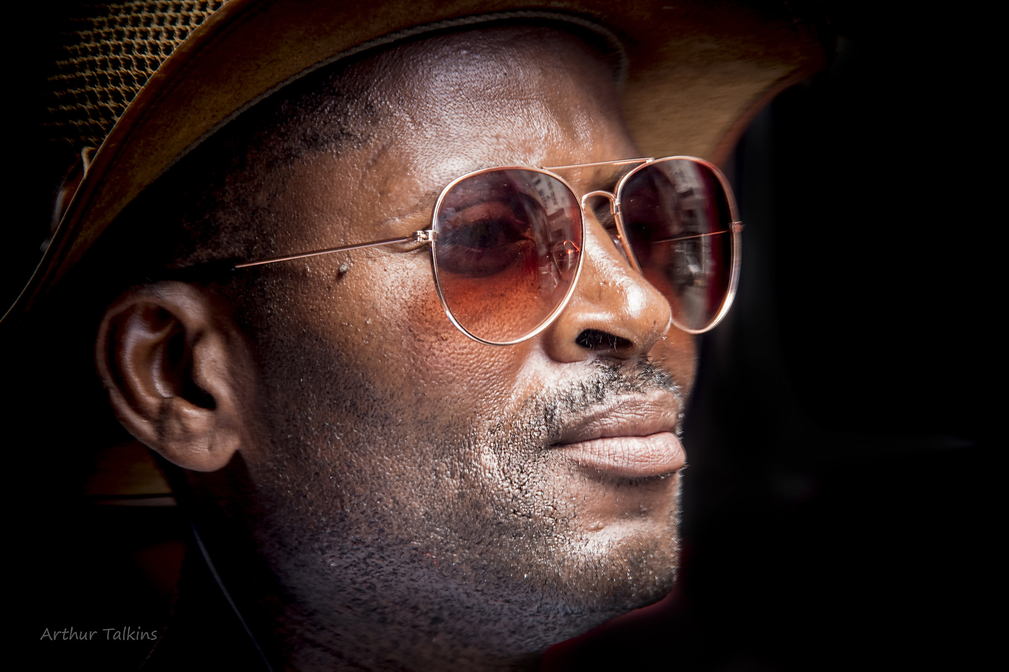 Sigma 70-200mm F2.8 EX DG Macro HSM II sample photo. Life, through rose tinted shades... photography