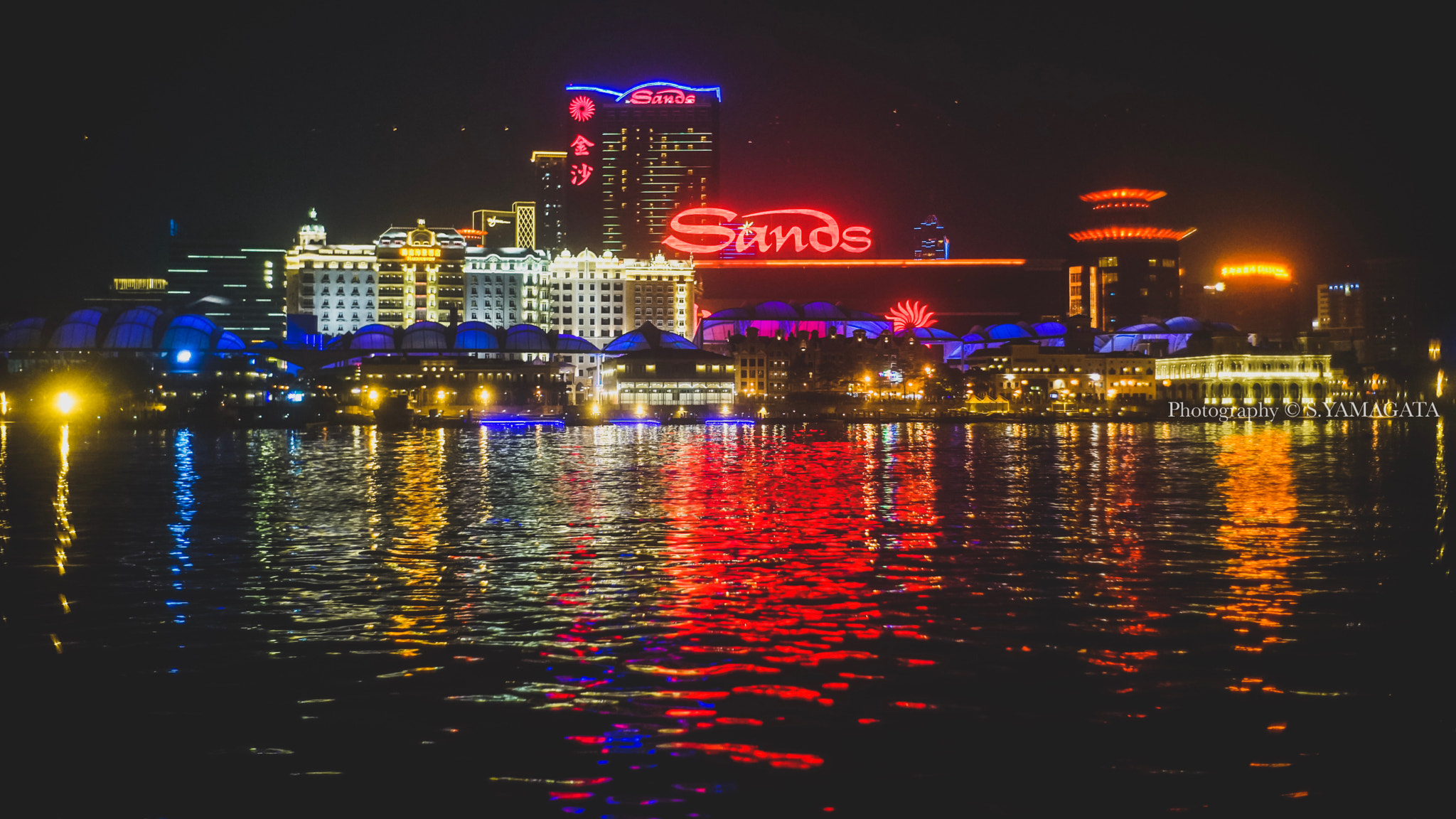 DT 40mm F2.8 SAM sample photo. Outer harbour photography