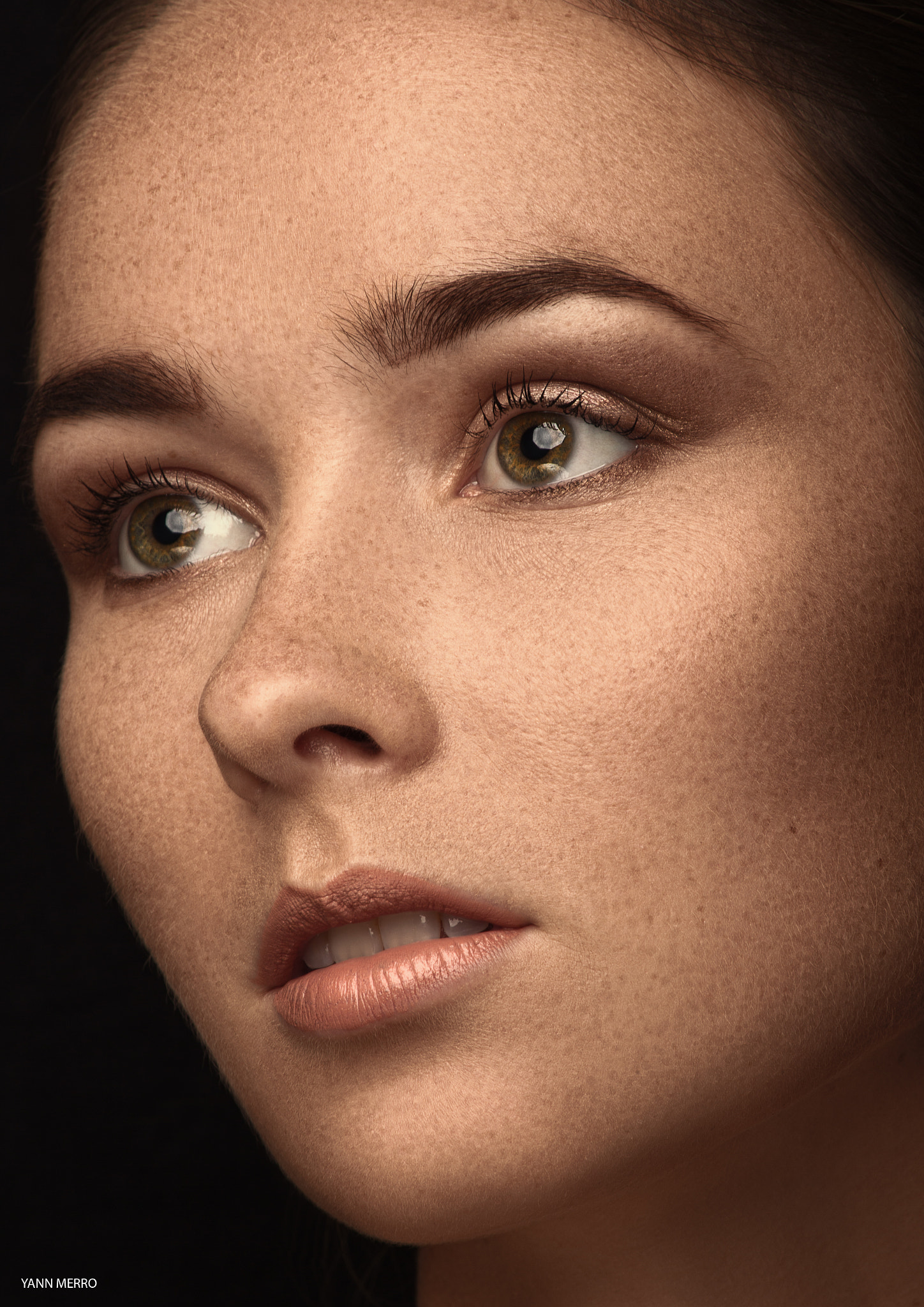 Canon EOS 6D + Canon EF 100-300mm f/5.6L sample photo. Portrait beauty freckles photography