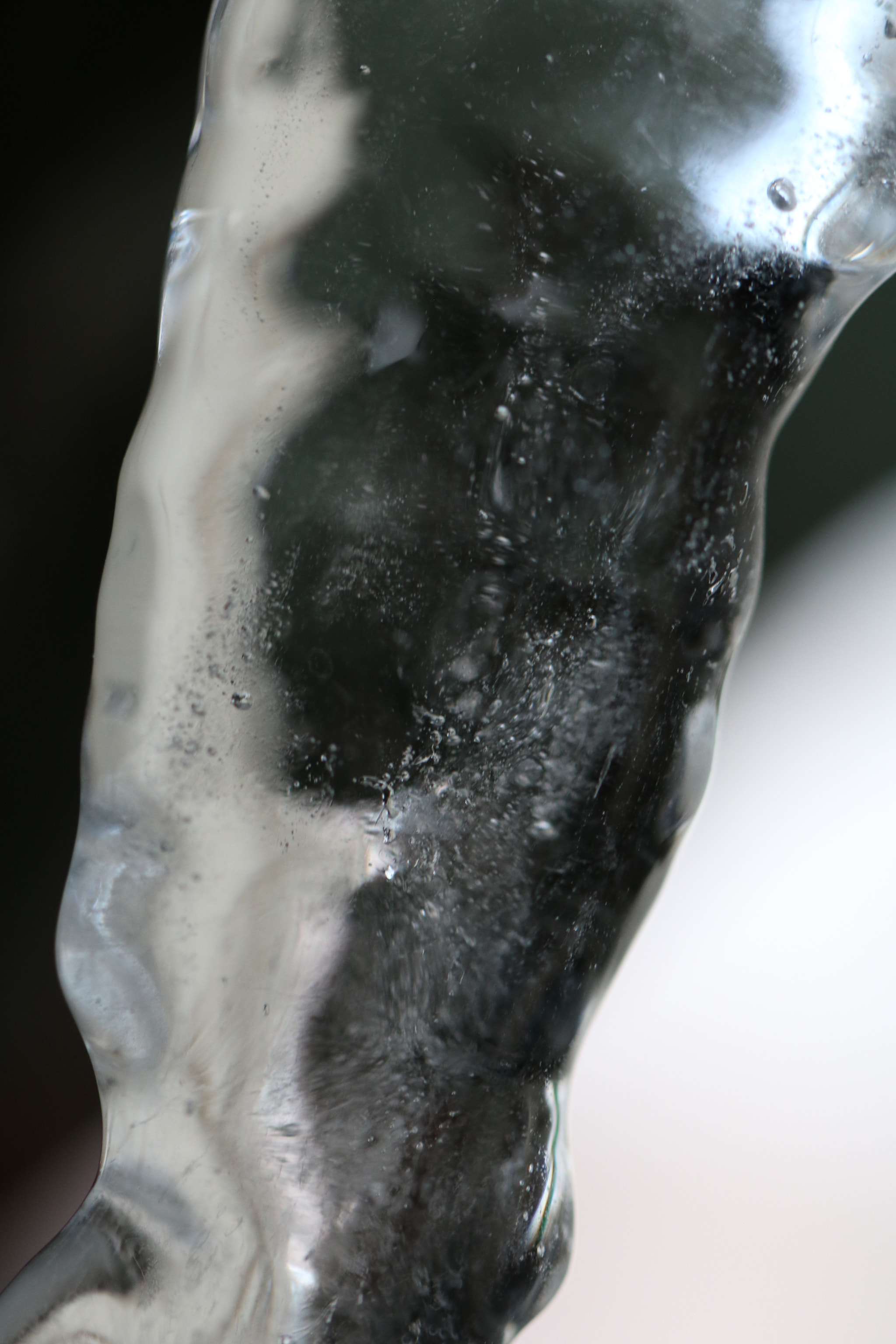 Canon EF 100mm F2.8L Macro IS USM sample photo. Icicle photography