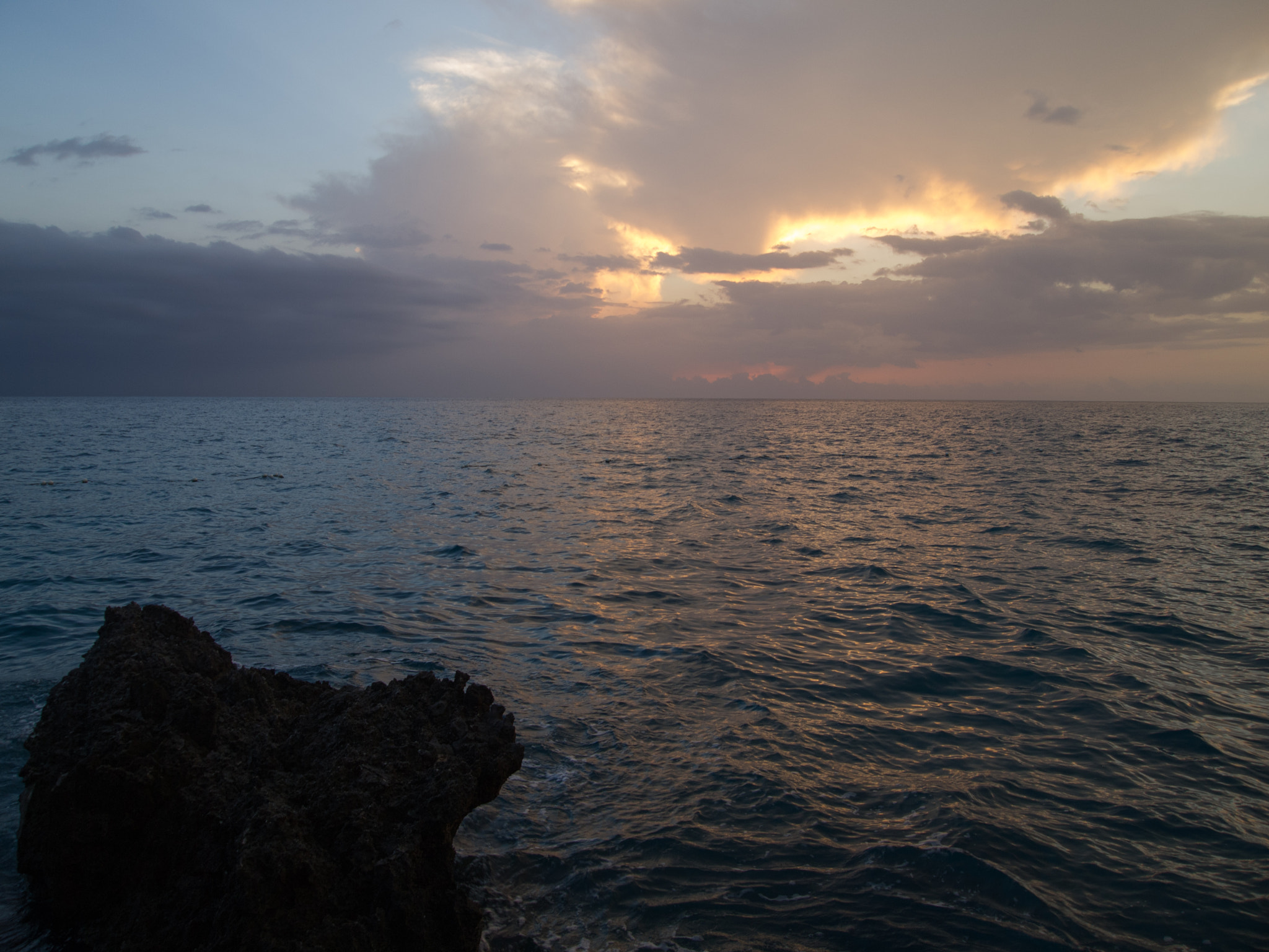 Olympus PEN E-PL1 sample photo. Sunset from entry at the sands photography