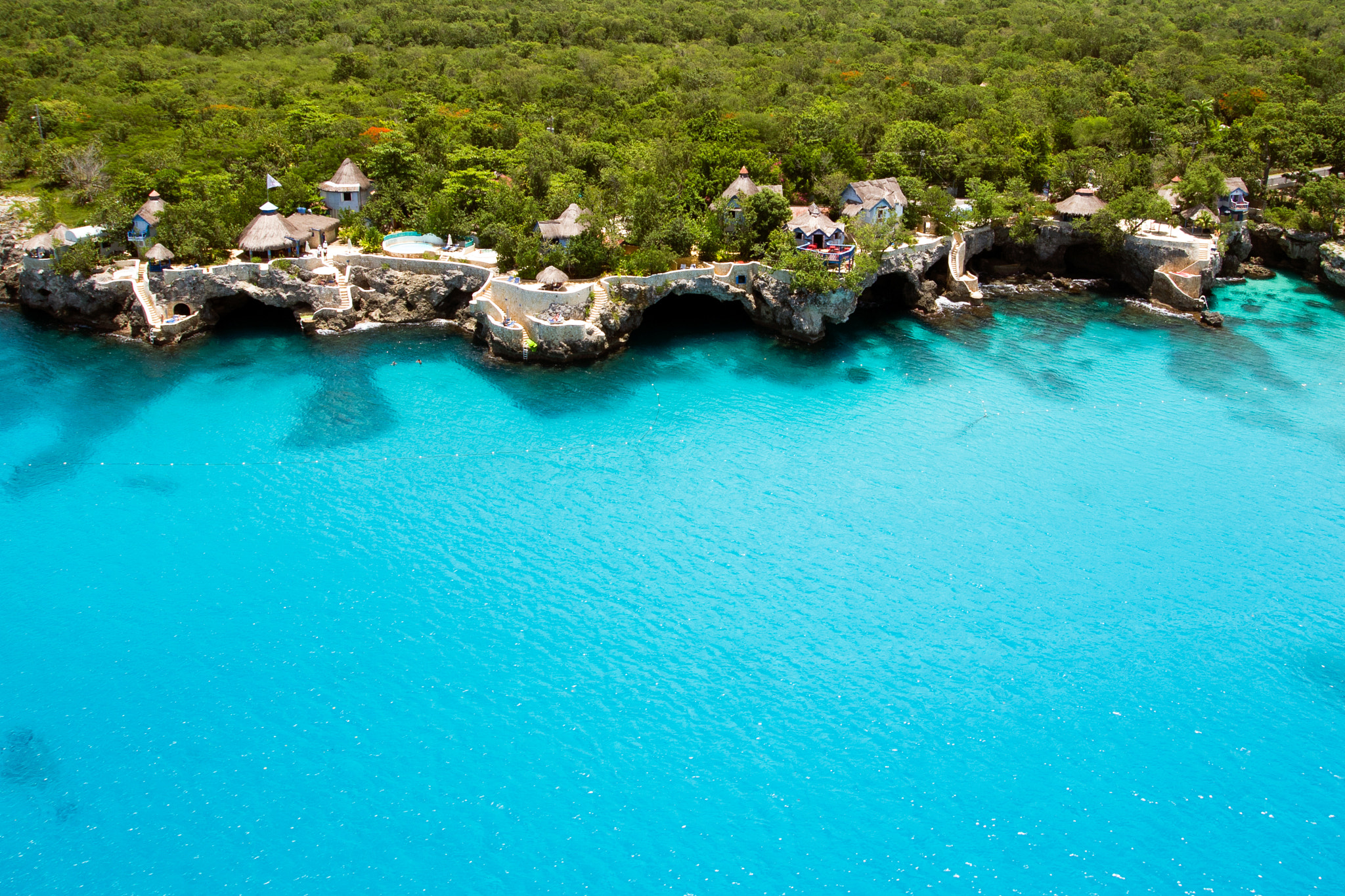 Olympus PEN E-PL1 sample photo. The caves in negril photography