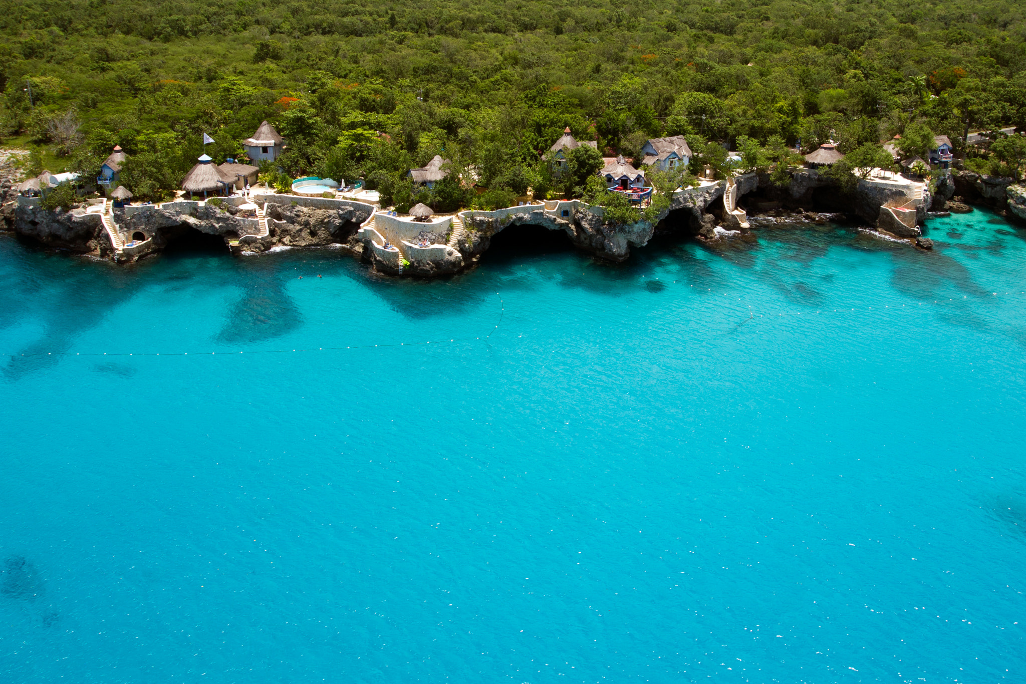 Olympus PEN E-PL1 sample photo. The caves in negril photography
