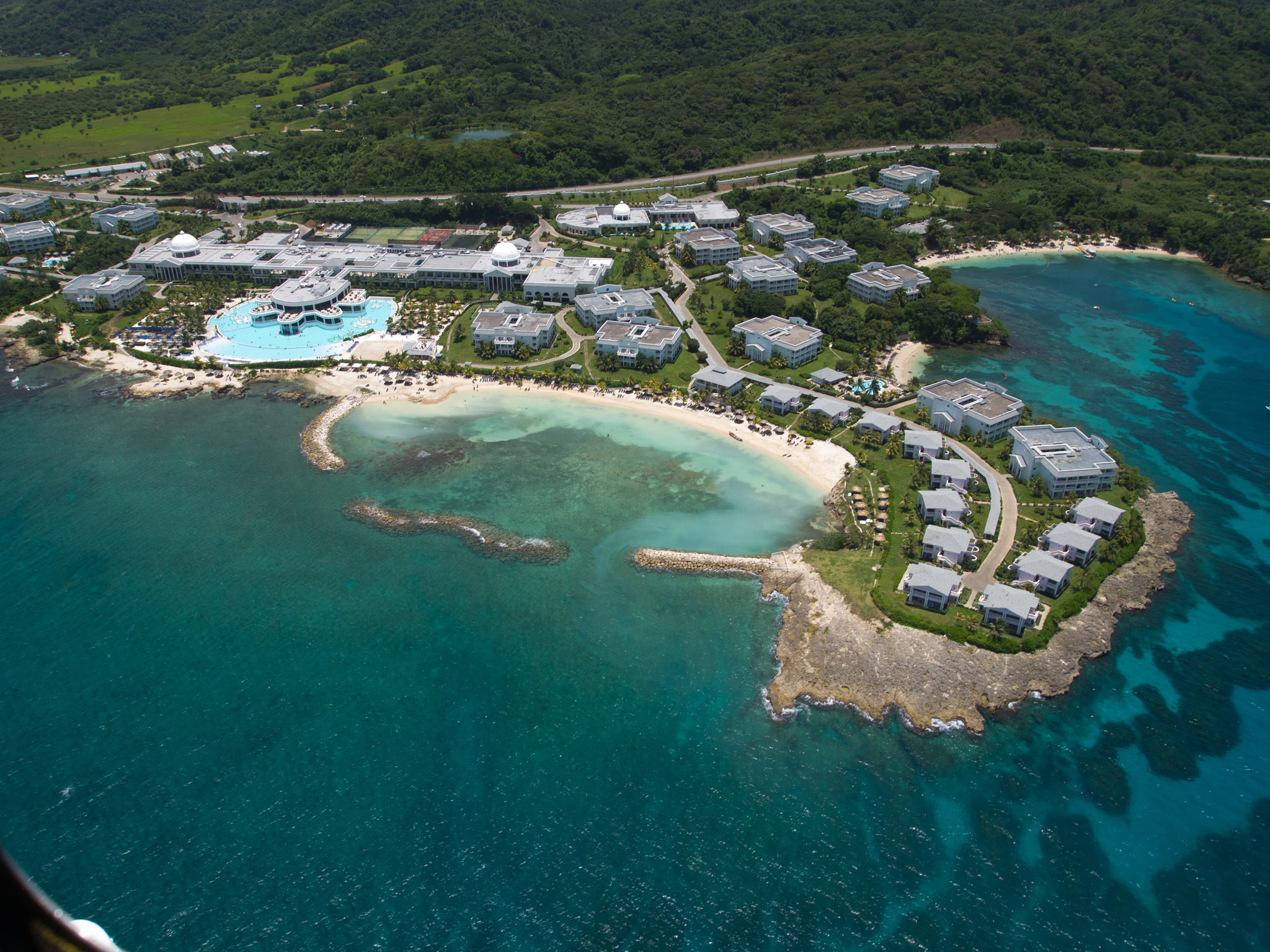 Olympus PEN E-PL1 sample photo. Grand palladium jamaica resort & spa in montego bay photography