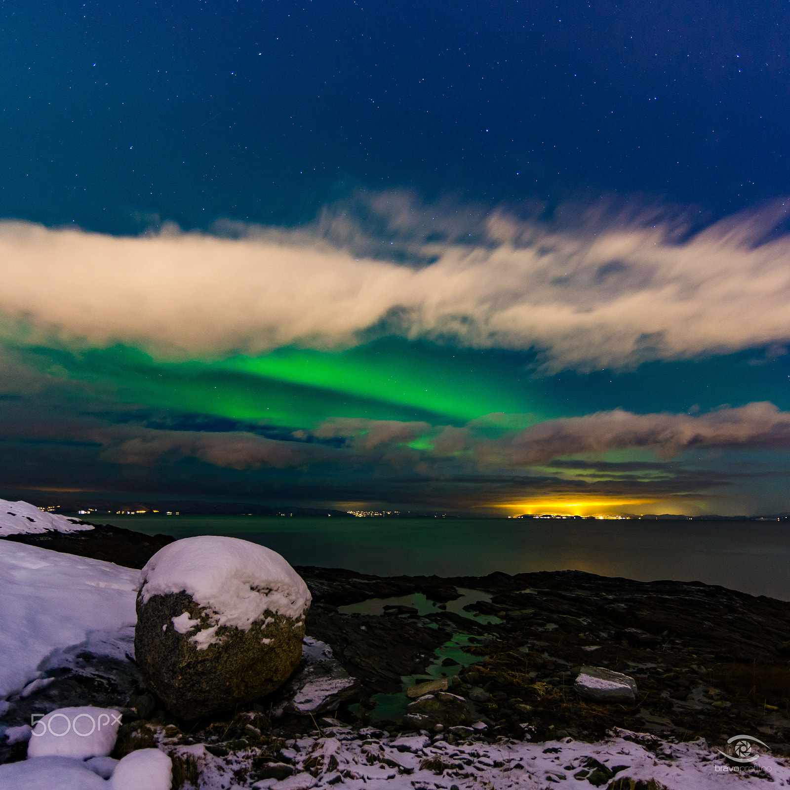 Canon EF 14mm F2.8L II USM sample photo. An evening with light... photography