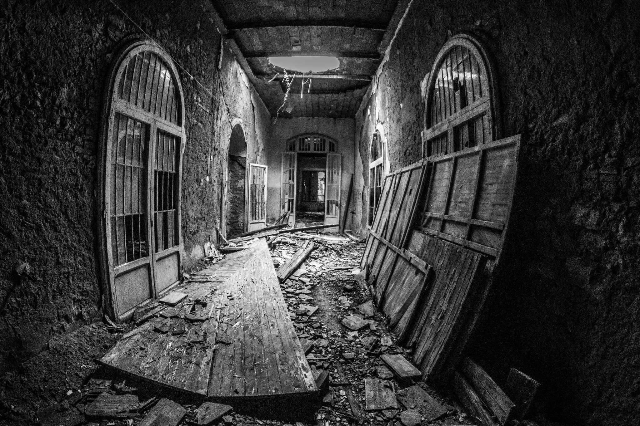 Nikon D7200 + Samyang 8mm F3.5 Aspherical IF MC Fisheye sample photo. Asylum of volterra photography
