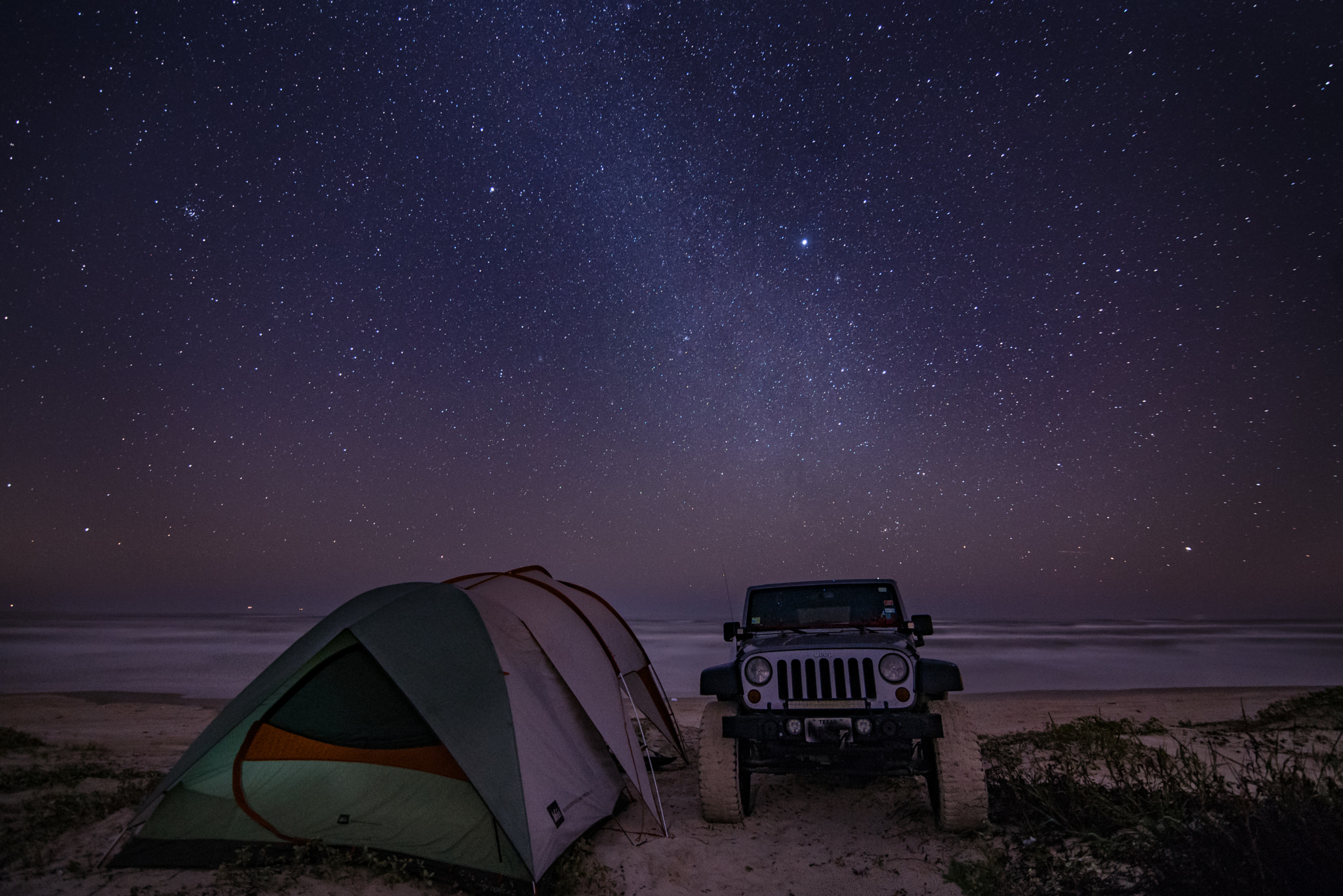 Tokina AT-X 16-28mm F2.8 Pro FX sample photo. Beach camping under the milky way photography