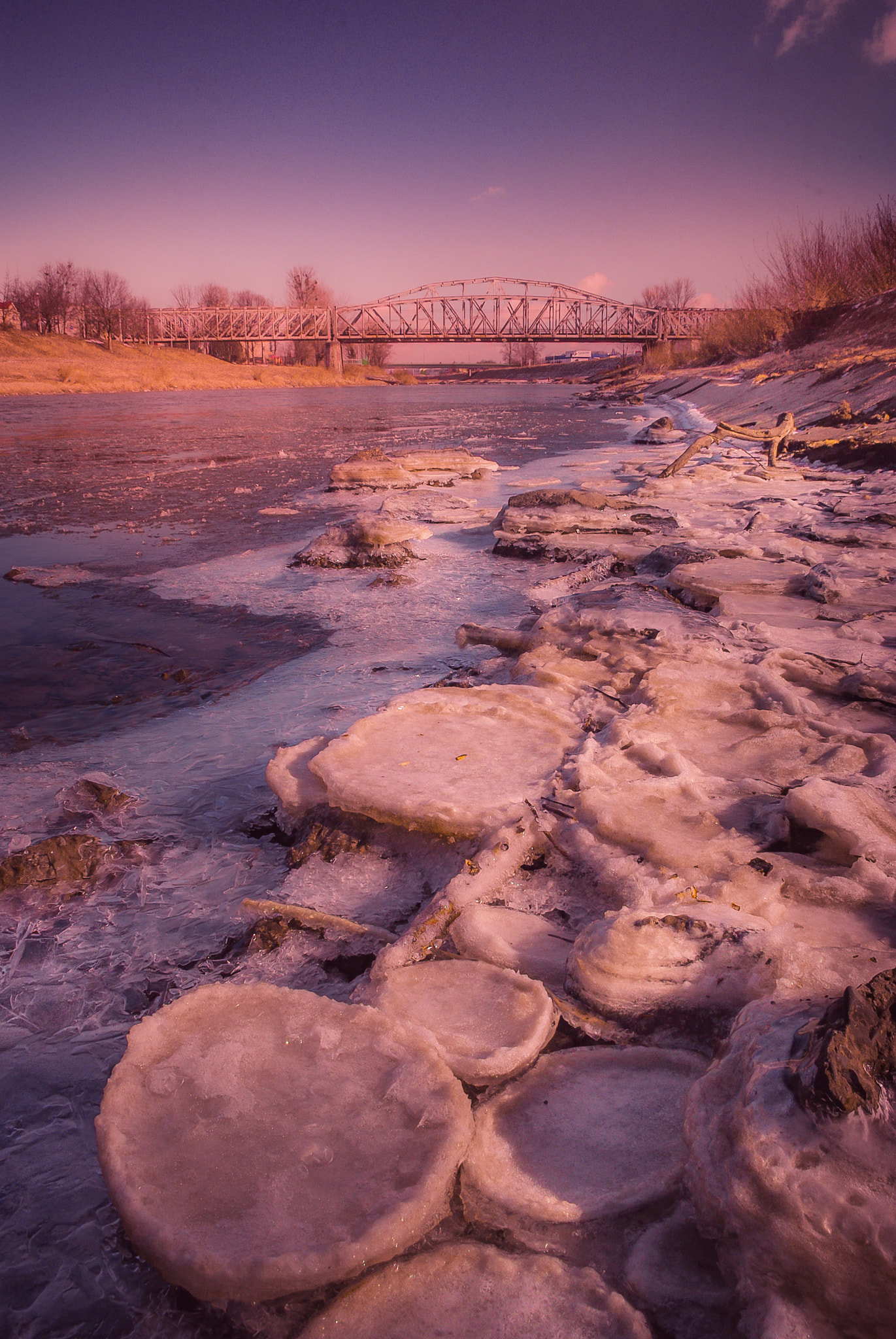 Pentax K200D sample photo. Winter river photography