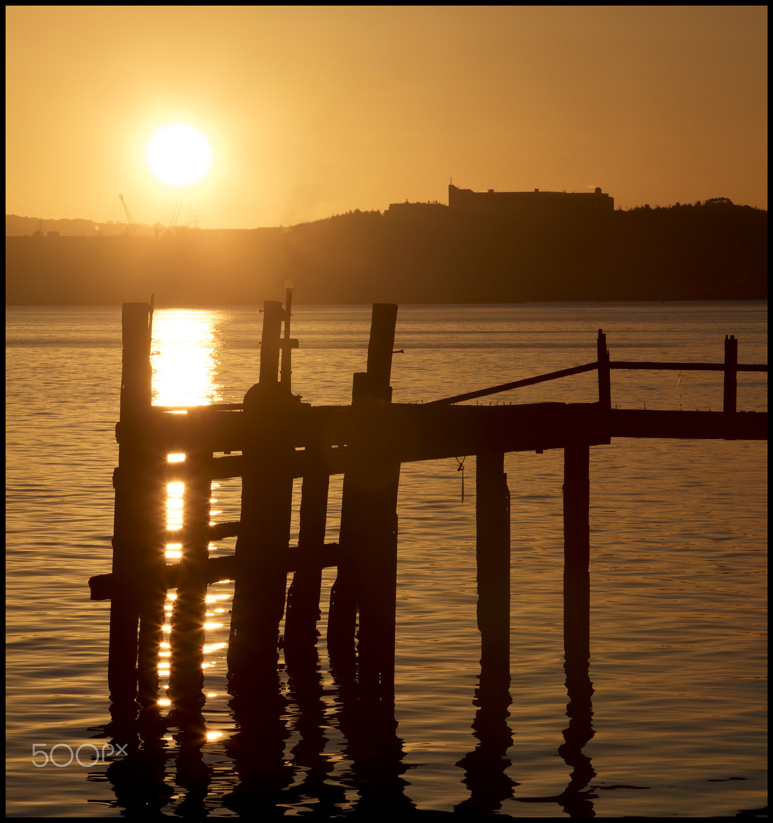Canon EF 70-200mm F2.8L IS USM sample photo. Sunset at the pier, cork harbour. photography