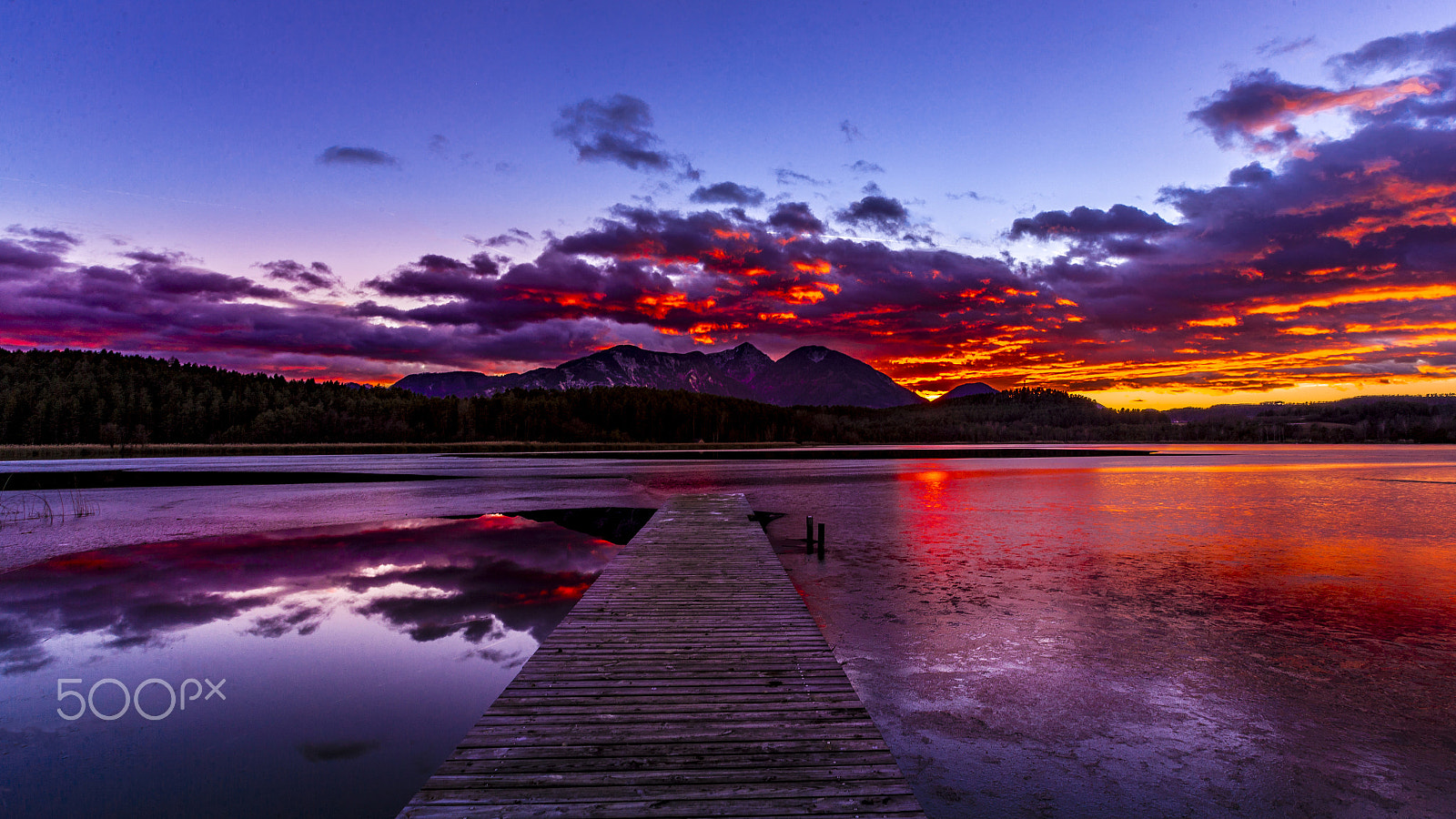 Canon EOS-1D X + Canon EF 16-35mm F2.8L USM sample photo. Sunset- lake turnersee (austria) photography