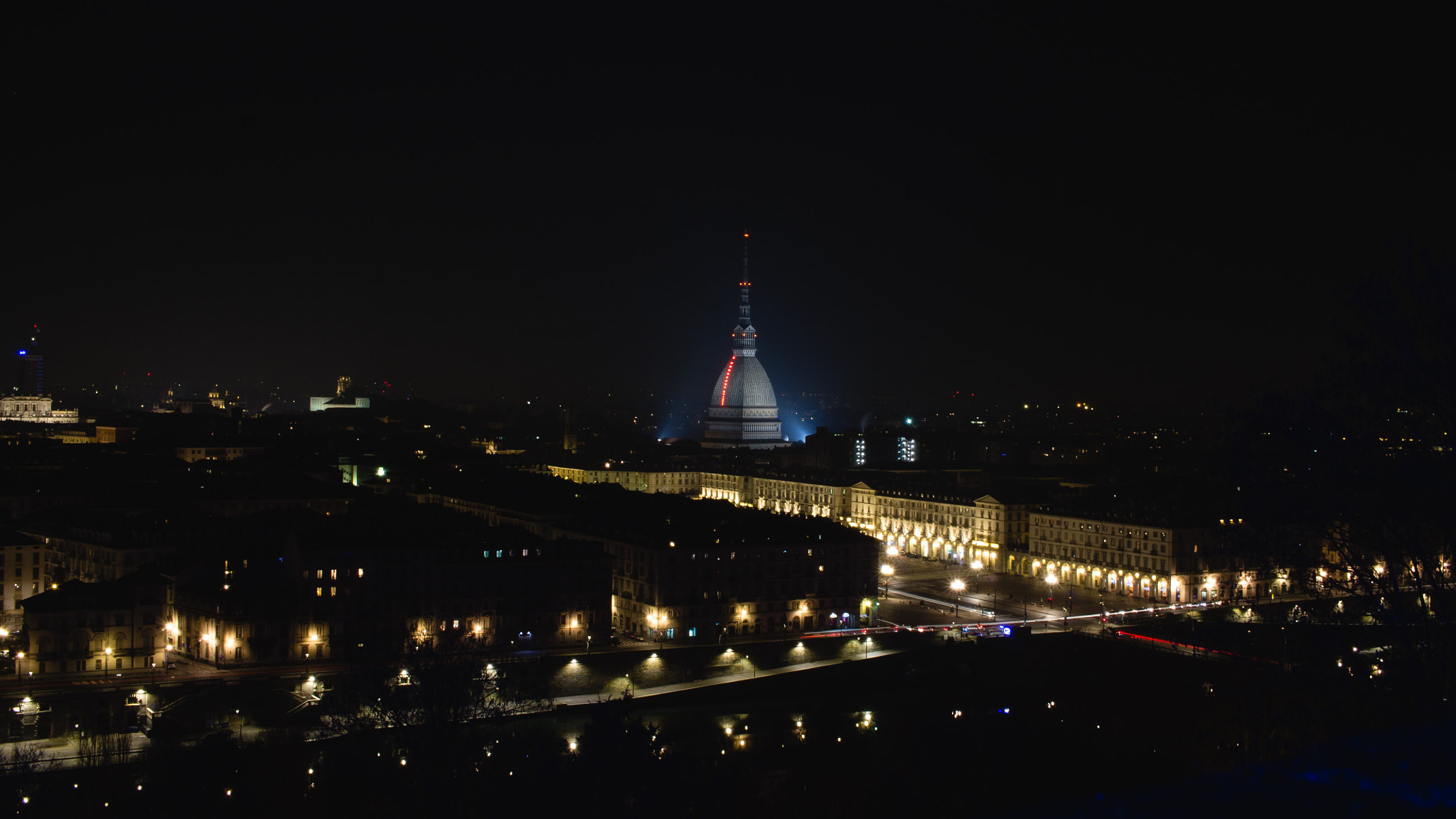 Canon EF-S 24mm F2.8 STM sample photo. Nightscape photography
