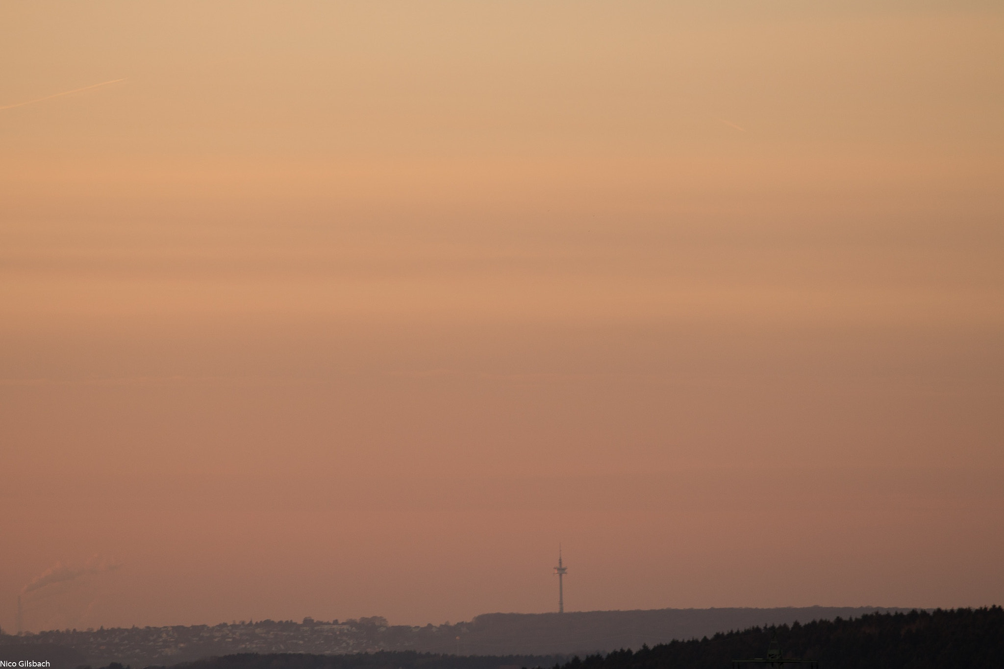 Canon EOS 750D (EOS Rebel T6i / EOS Kiss X8i) + Canon EF 70-200mm F4L USM sample photo. Sunset photography