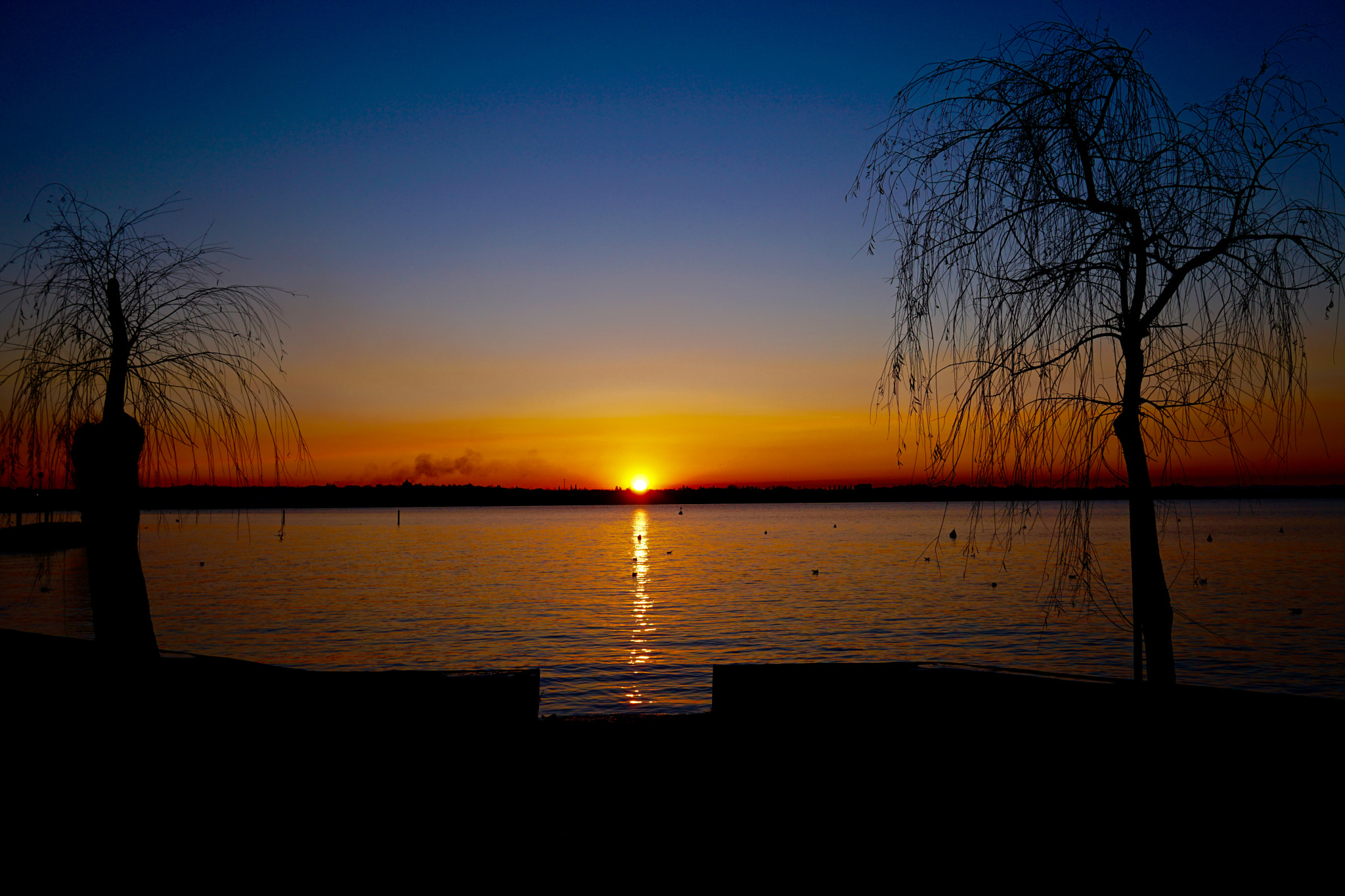 Sony a6300 + Sigma 19mm F2.8 EX DN sample photo. Sunset photography