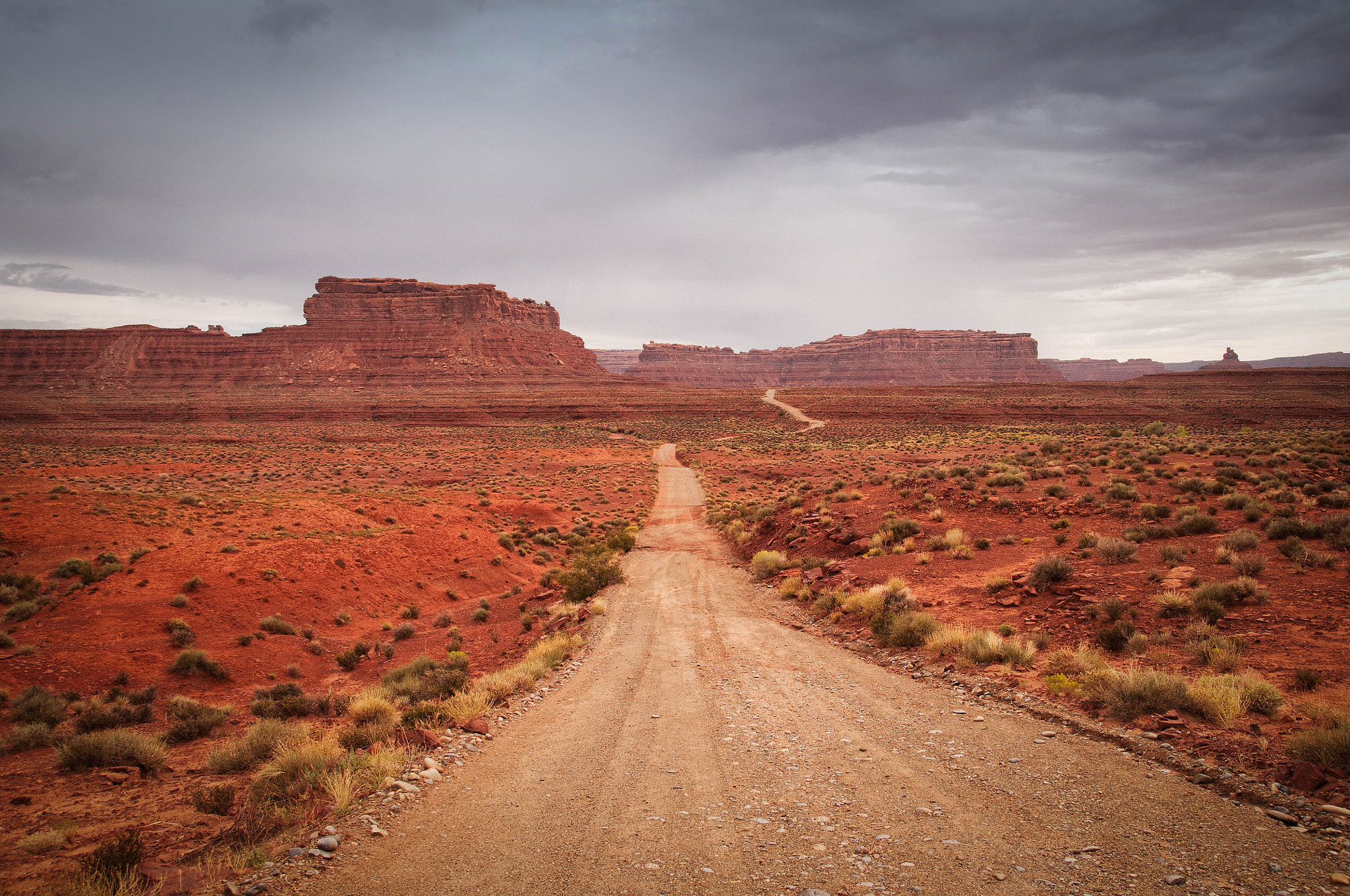 Sigma 18-250mm F3.5-6.3 DC OS HSM sample photo. Valley of the gods road photography