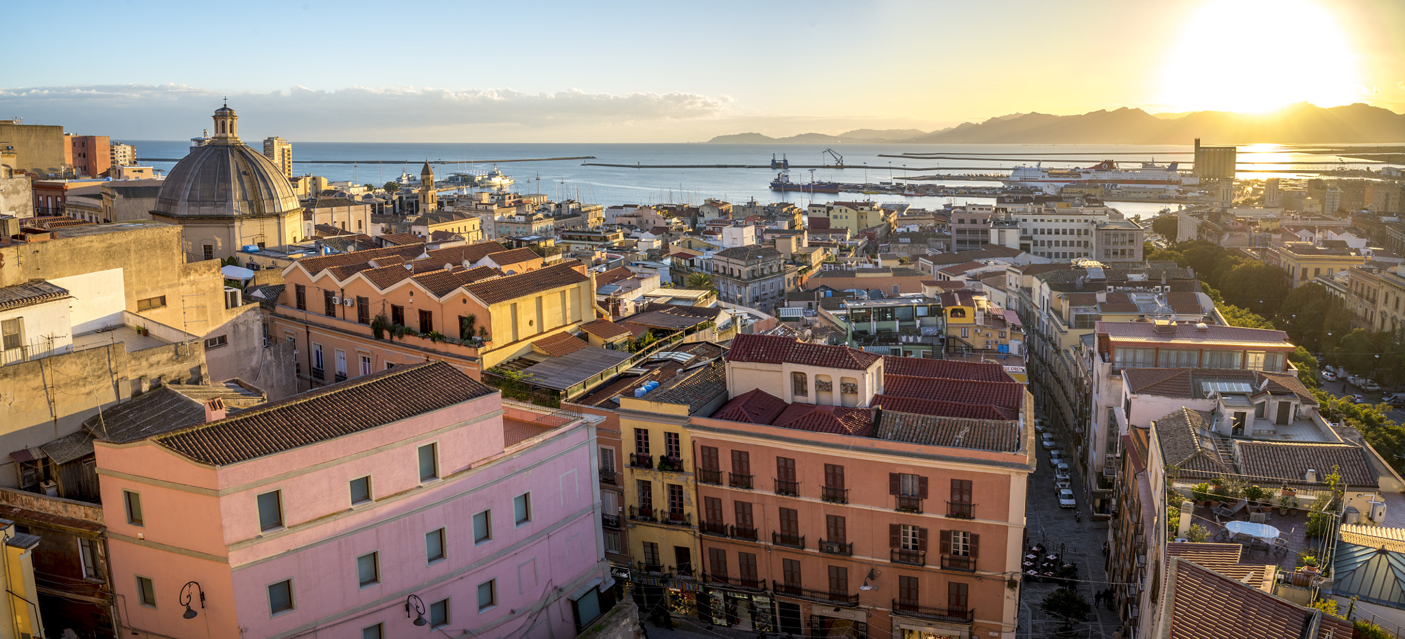 AF Zoom-Nikkor 28-80mm f/3.3-5.6G sample photo. Panoramic view of cagliari photography