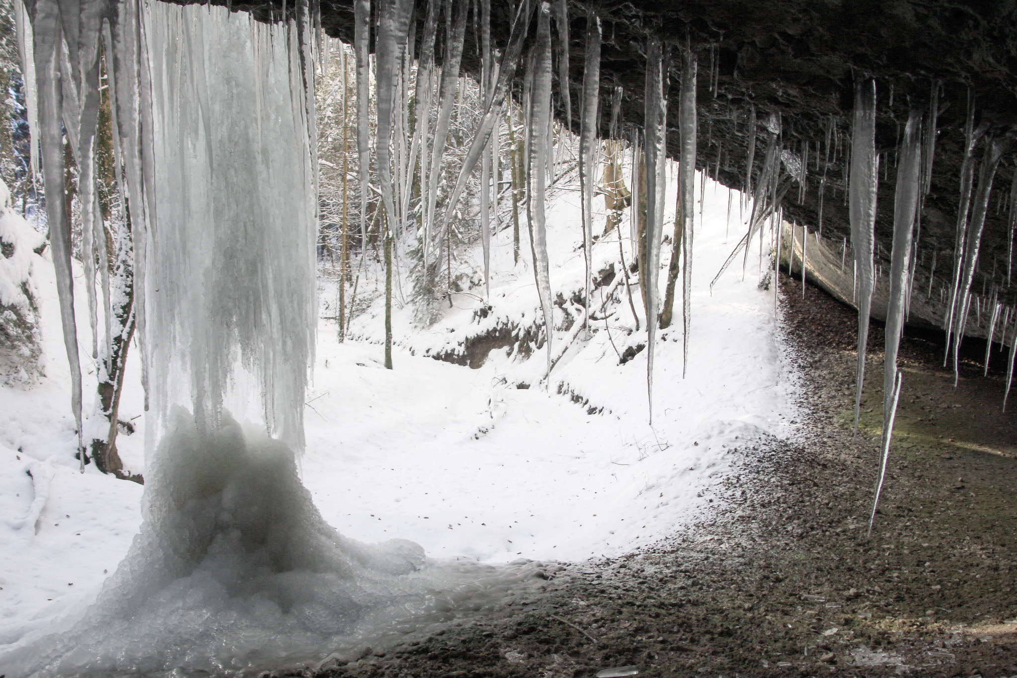 Canon EOS 60D sample photo. Hike to my favorite waterfall this afternoon. now an amazing ice cave. photography