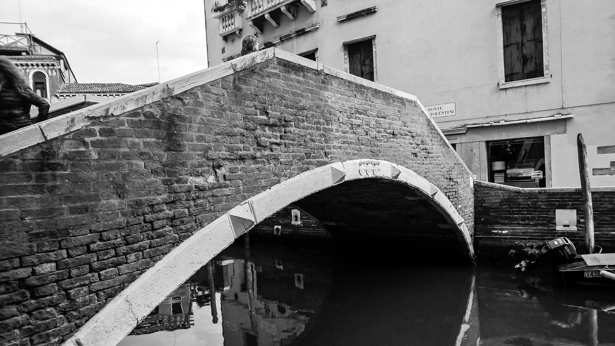 Nokia Lumia 1520 sample photo. Under the bridge photography