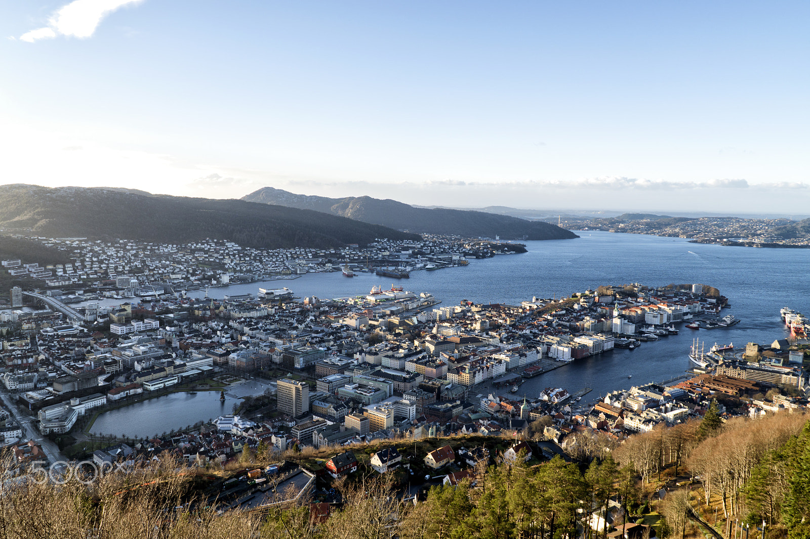 Sony ILCA-77M2 + Sony DT 18-200mm F3.5-6.3 sample photo. Bergen photography
