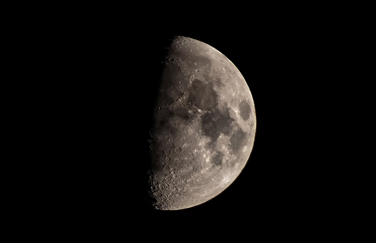 Pentax K-3 sample photo. Moon photography