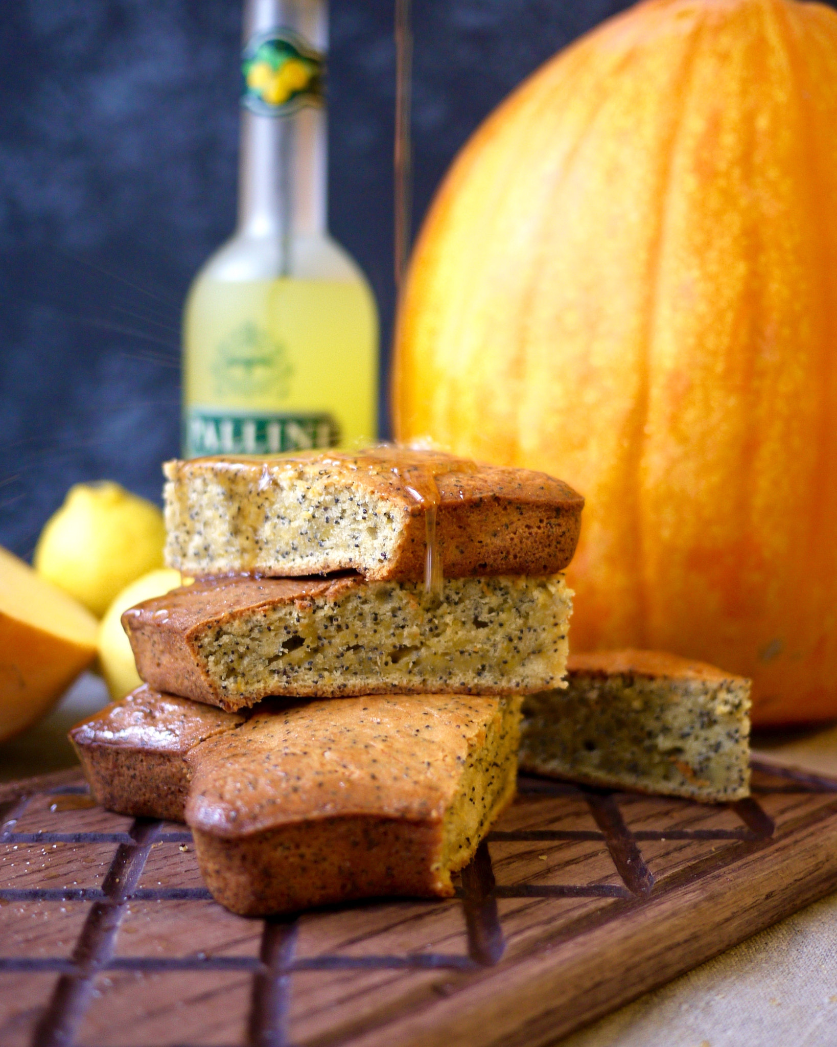 Panasonic Lumix DMC-G2 sample photo. Homemade baking with pumpkin and lemoncello photography