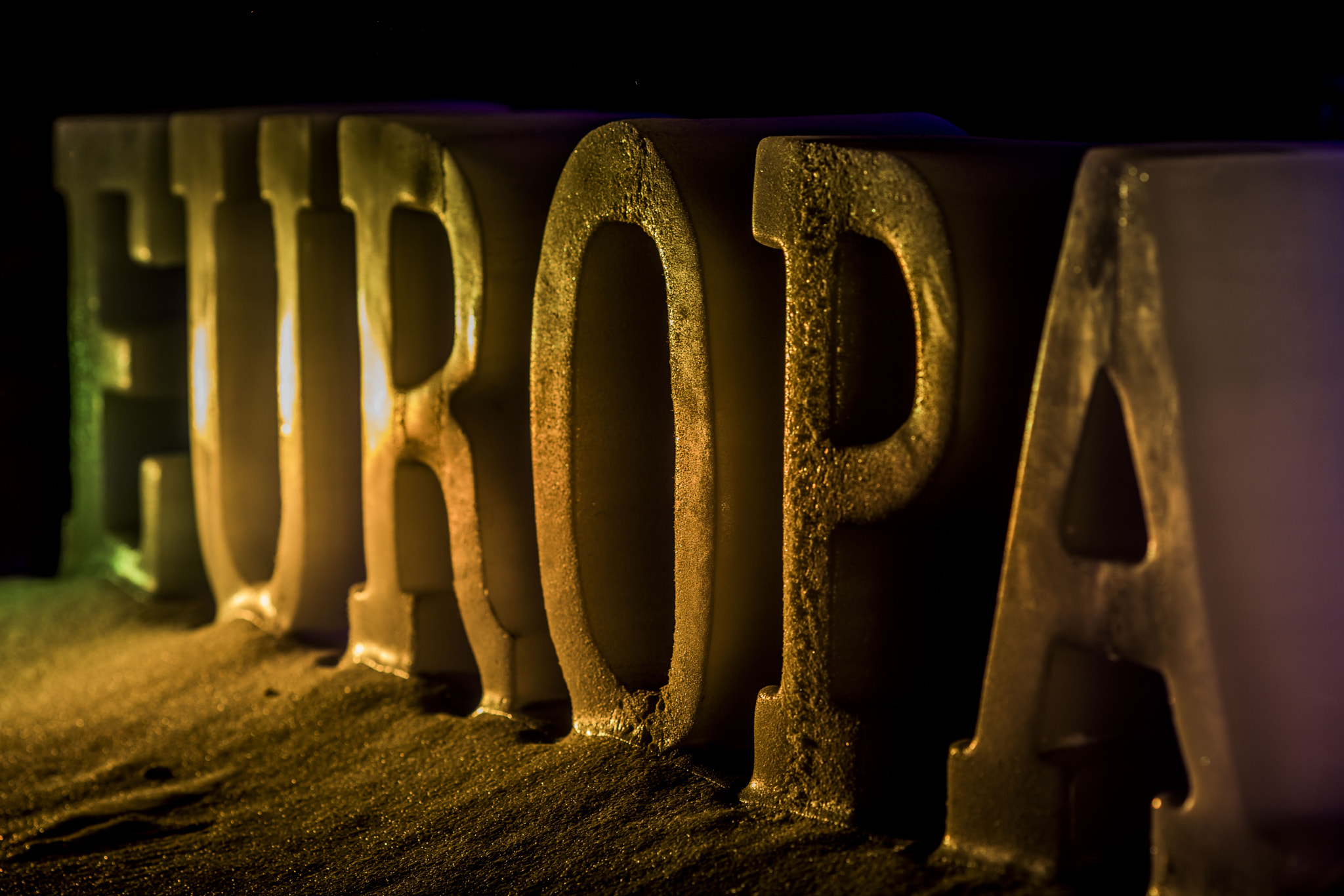 Canon EF 135mm F2L USM sample photo. Europa photography