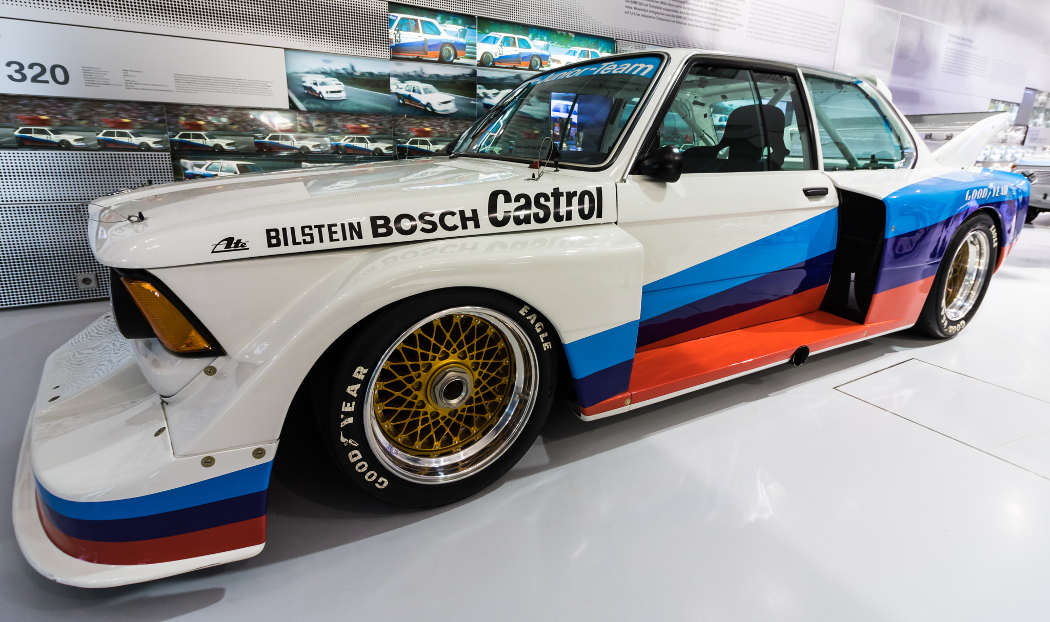 Canon EOS 750D (EOS Rebel T6i / EOS Kiss X8i) sample photo. Bmw museum and munich photography