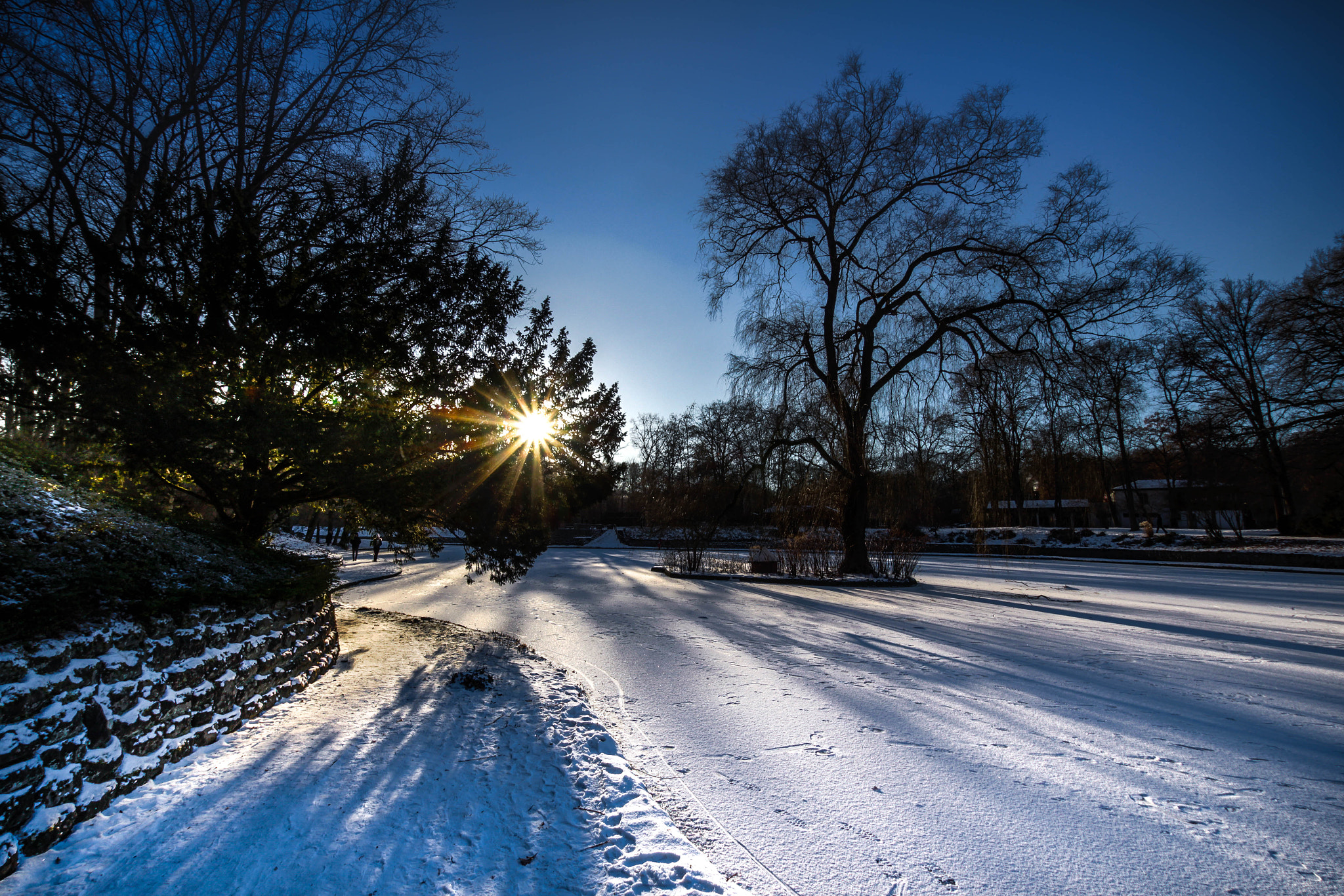 Sigma 10-20mm F3.5 EX DC HSM sample photo. Ice lake photography