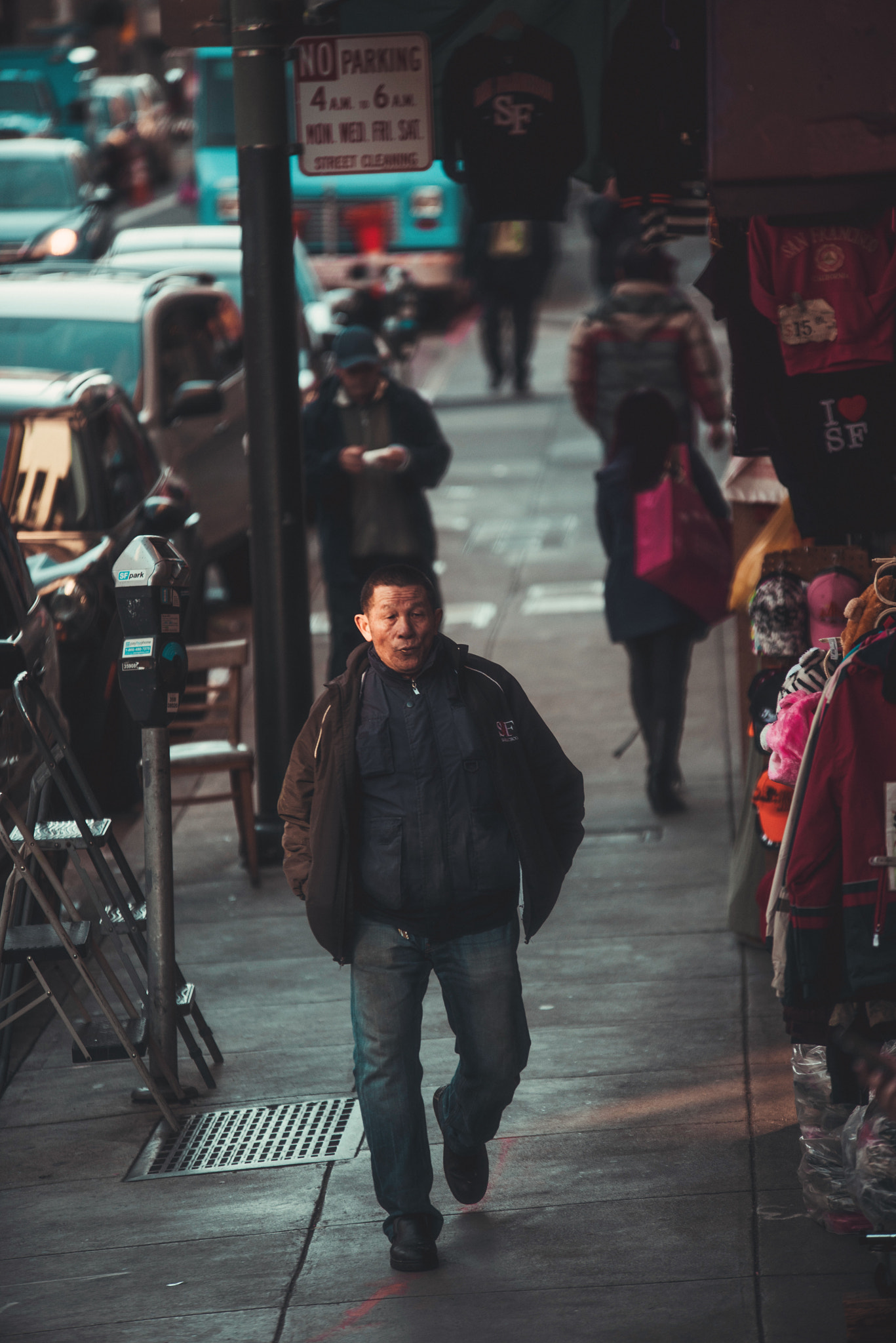Sigma 70-200mm F2.8 EX DG OS HSM sample photo. Street series photography