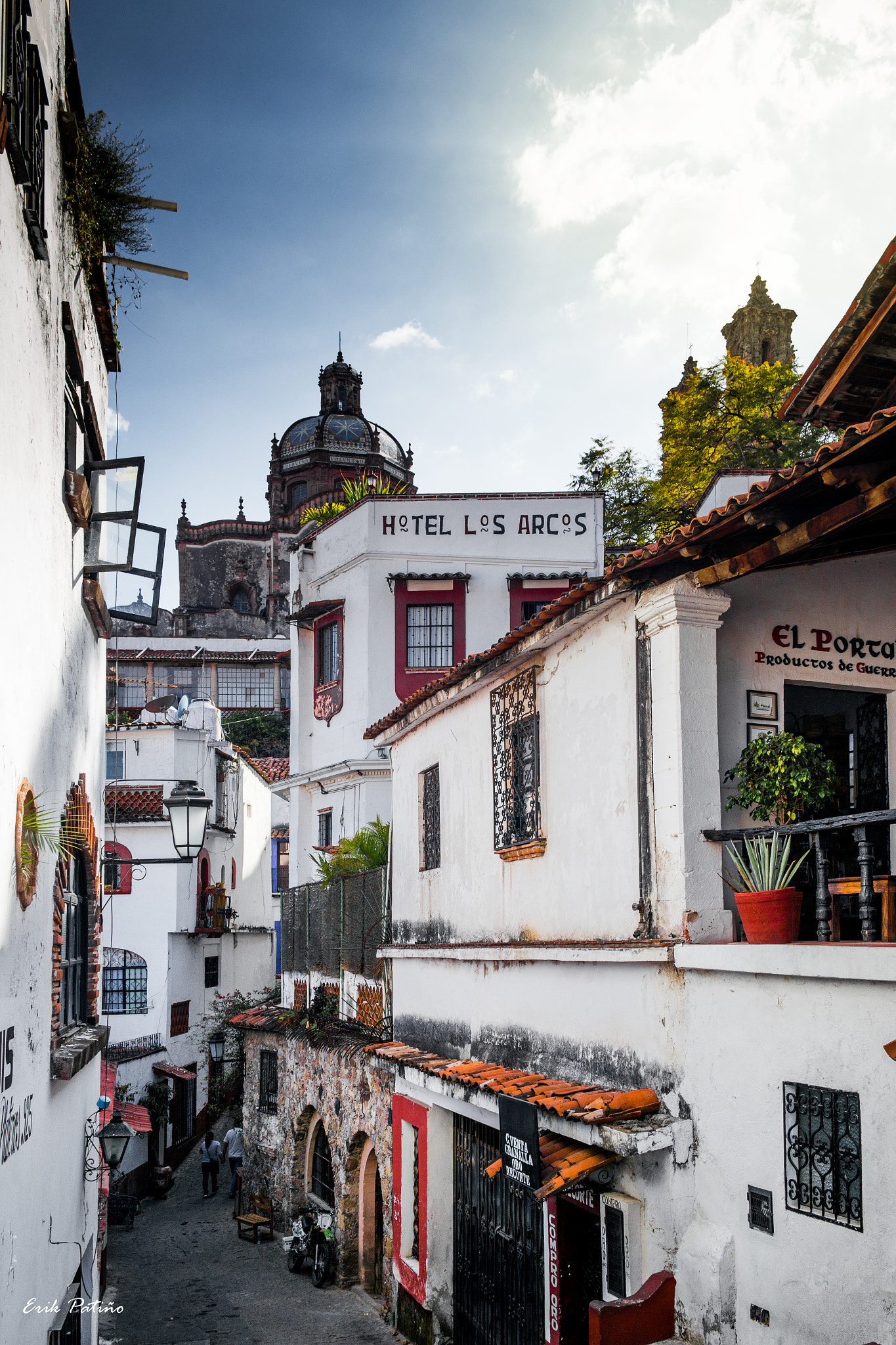 Samsung NX 20-50mm F3.5-5.6 ED sample photo. Taxco photography