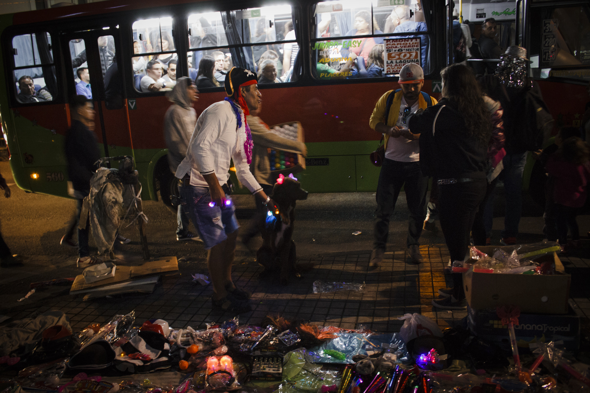 Canon EOS 600D (Rebel EOS T3i / EOS Kiss X5) sample photo. New year’s eve celebrations in valparaiso photography
