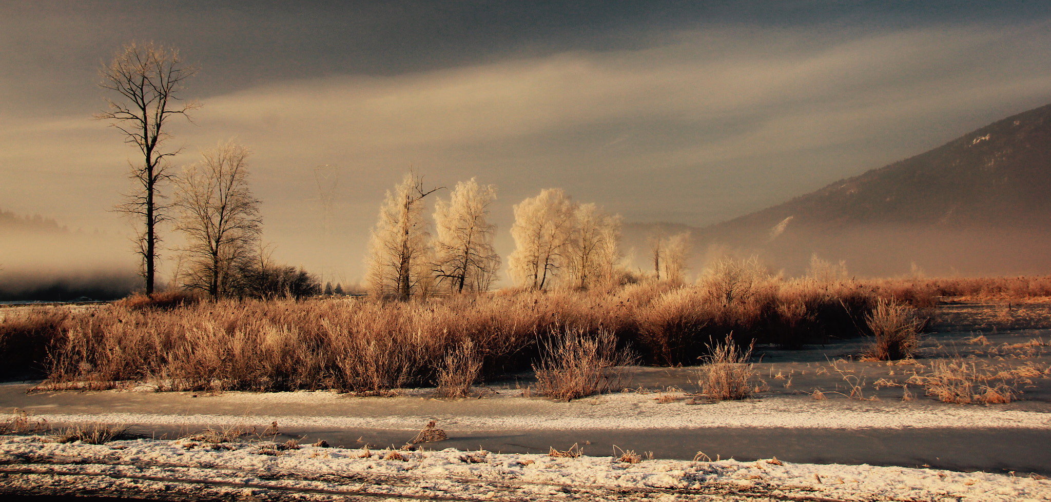 Canon 18-250mm sample photo. Frozen tundra photography