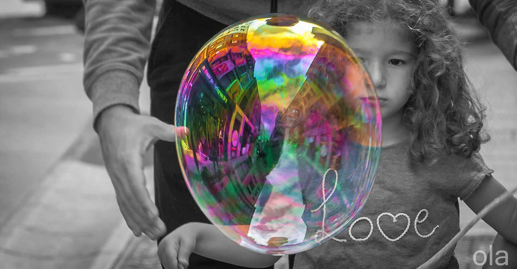 Nikon D300S sample photo. Life in a bubble spectator photography