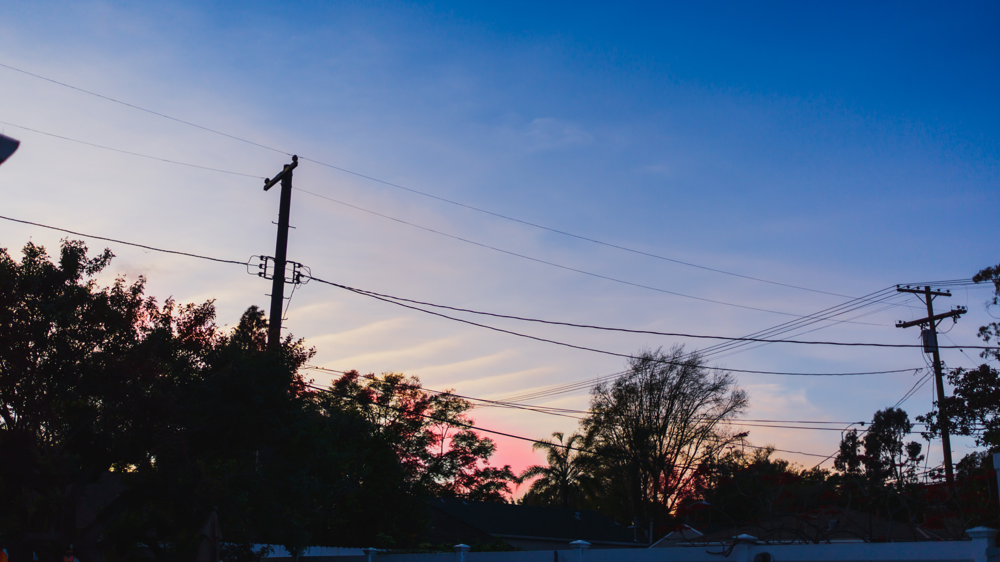 Sony Alpha NEX-7 + Sony Sonnar T* E 24mm F1.8 ZA sample photo. Sunset in l.a. photography