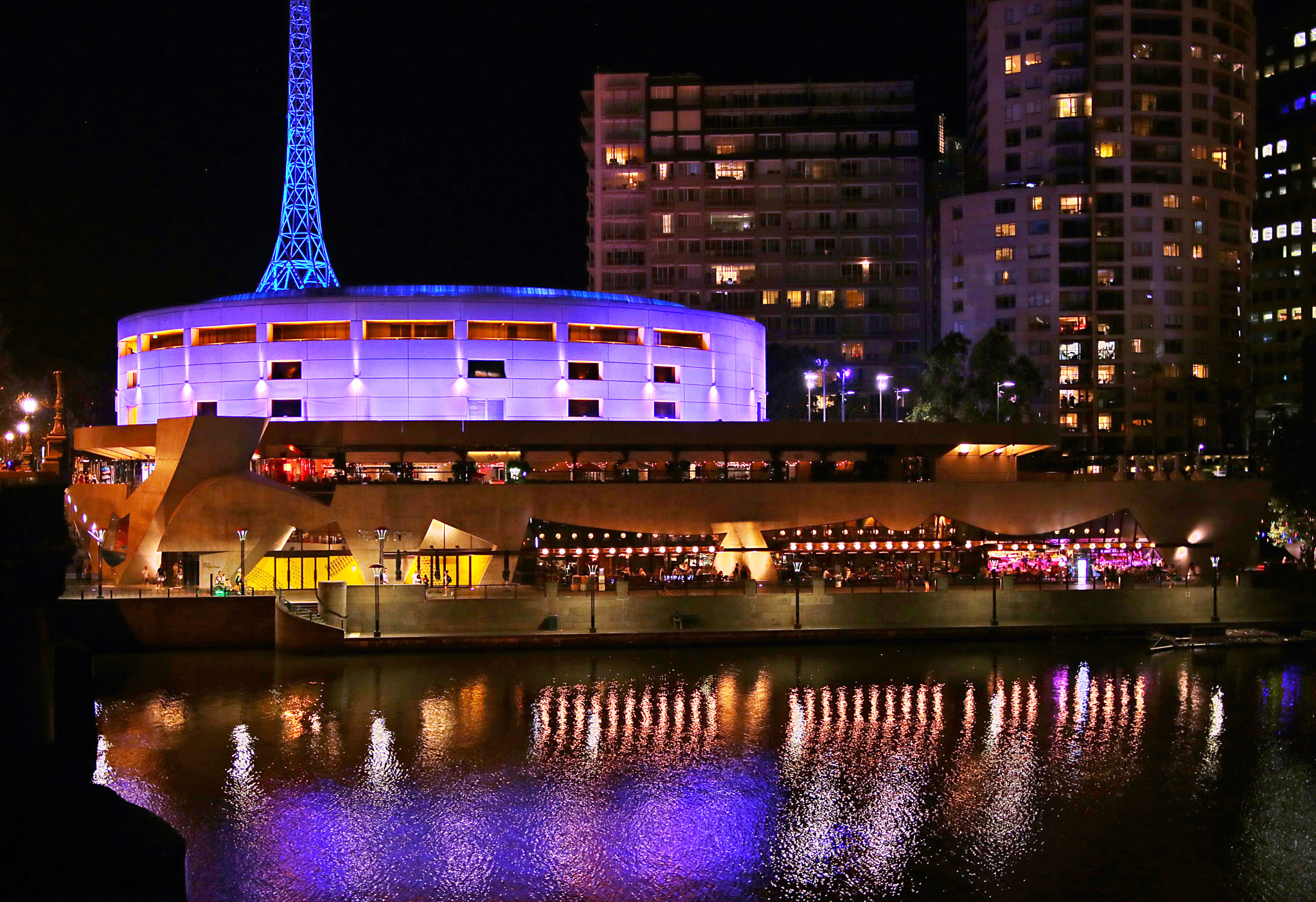 Sigma 24mm f/1.8 DG Macro EX sample photo. Melbourne arts centre photography