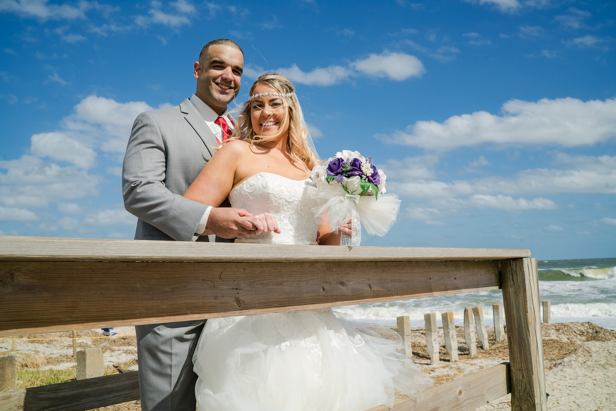 Sony a7S II + Sony Distagon T* FE 35mm F1.4 ZA sample photo. A beach view from camy and jon's wedding day photography