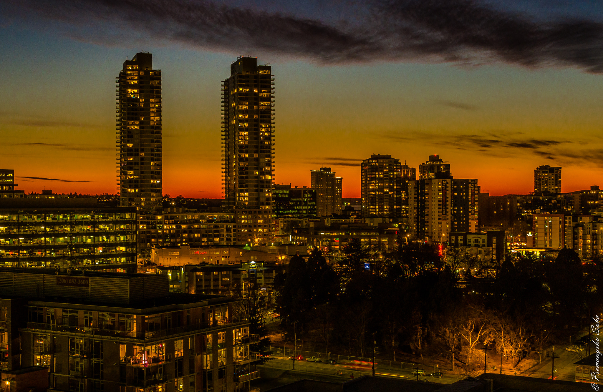 Olympus OM-D E-M10 + LUMIX G 25/F1.7 sample photo. Sunset and seattle photography