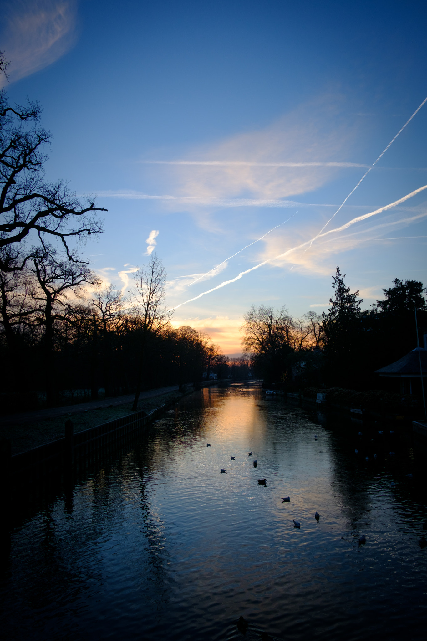 Fujifilm X-T2 + Fujifilm XF 18mm F2 R sample photo. Vanaf de brug photography