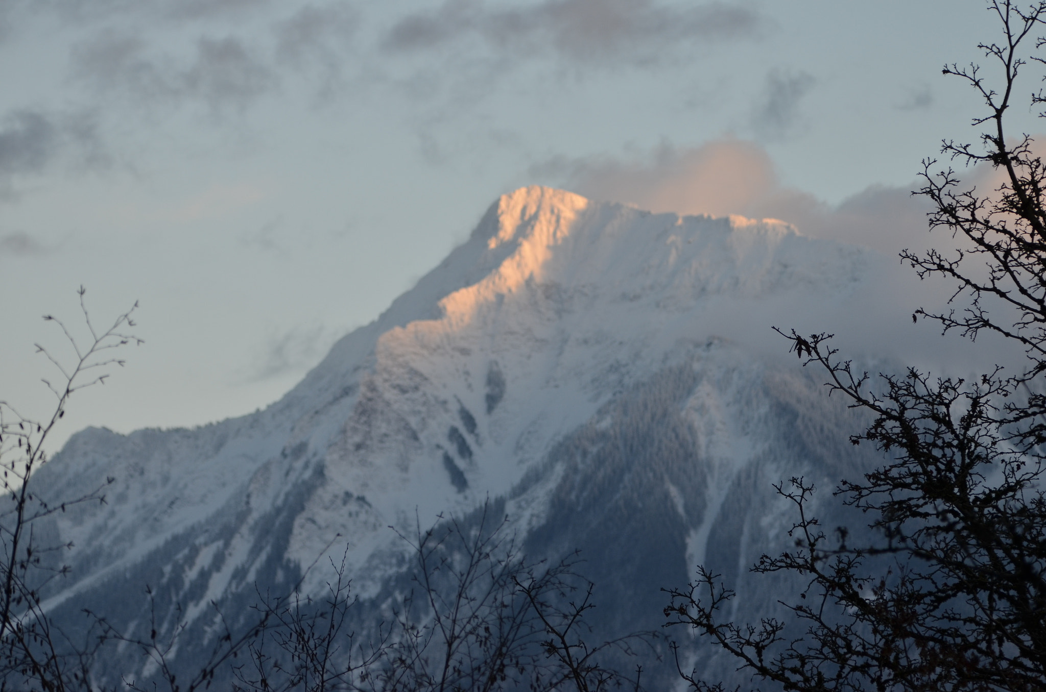 Sigma 150-500mm F5-6.3 DG OS HSM sample photo. Cheam mountain, chilliwack photography